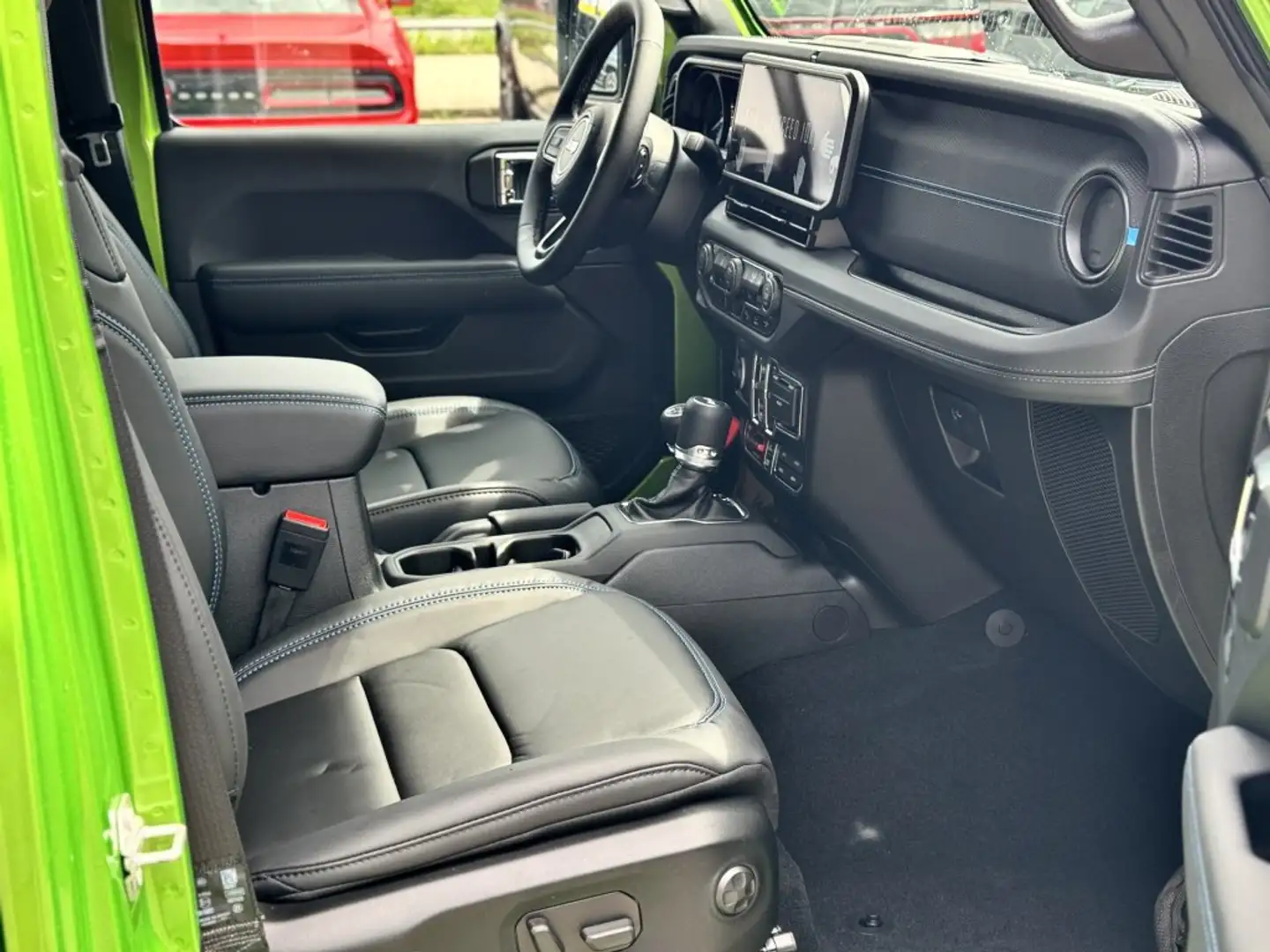 Jeep Wrangler PHEV 380 PS 4xe Rubicon Powersofttop Zelená - 2