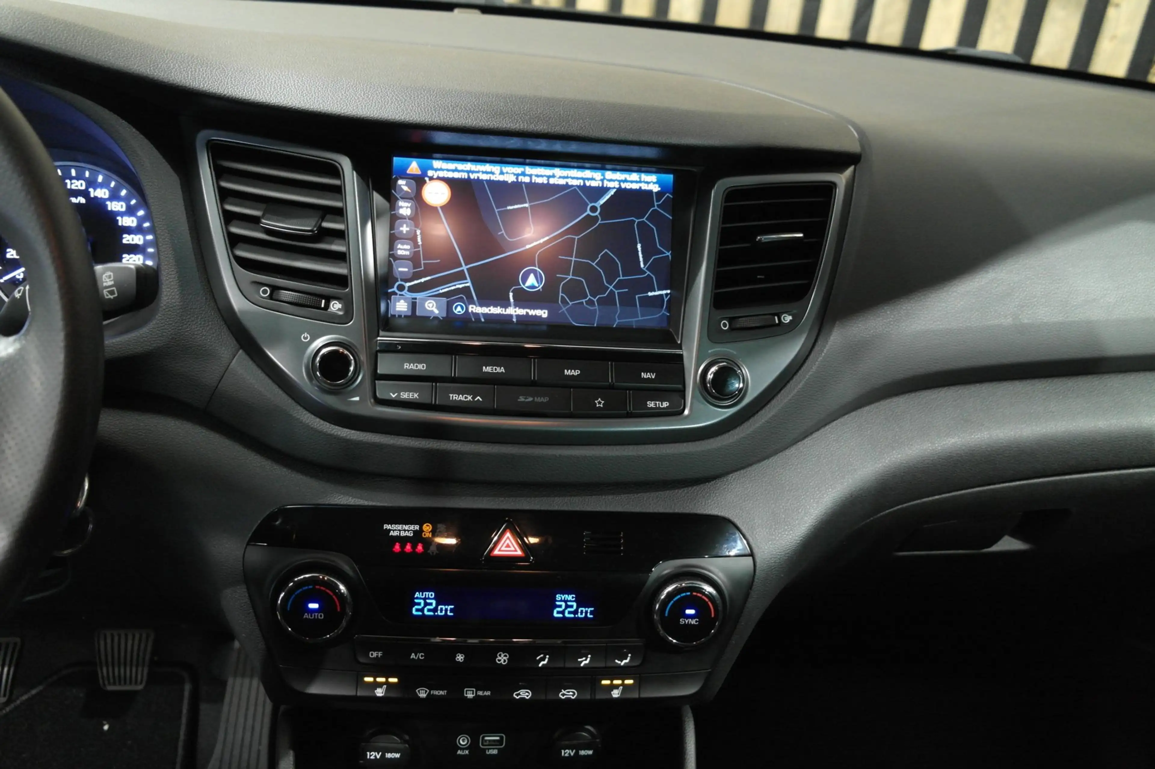 Hyundai TUCSON 1.6 GDi Achteruitrijcamera|Navigatiesysteem|Stoelv — photo 10