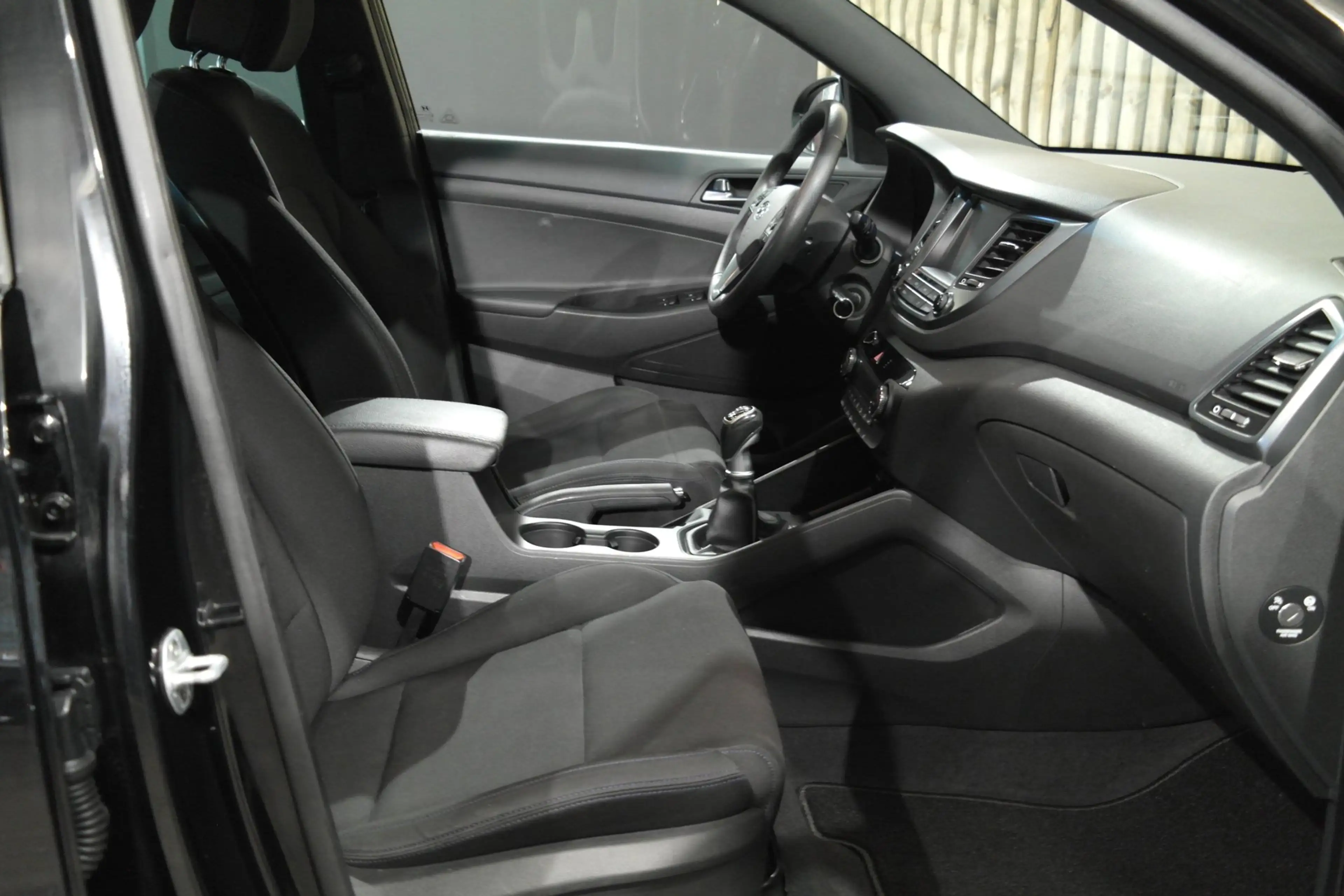 Hyundai TUCSON 1.6 GDi Achteruitrijcamera|Navigatiesysteem|Stoelv — photo 15