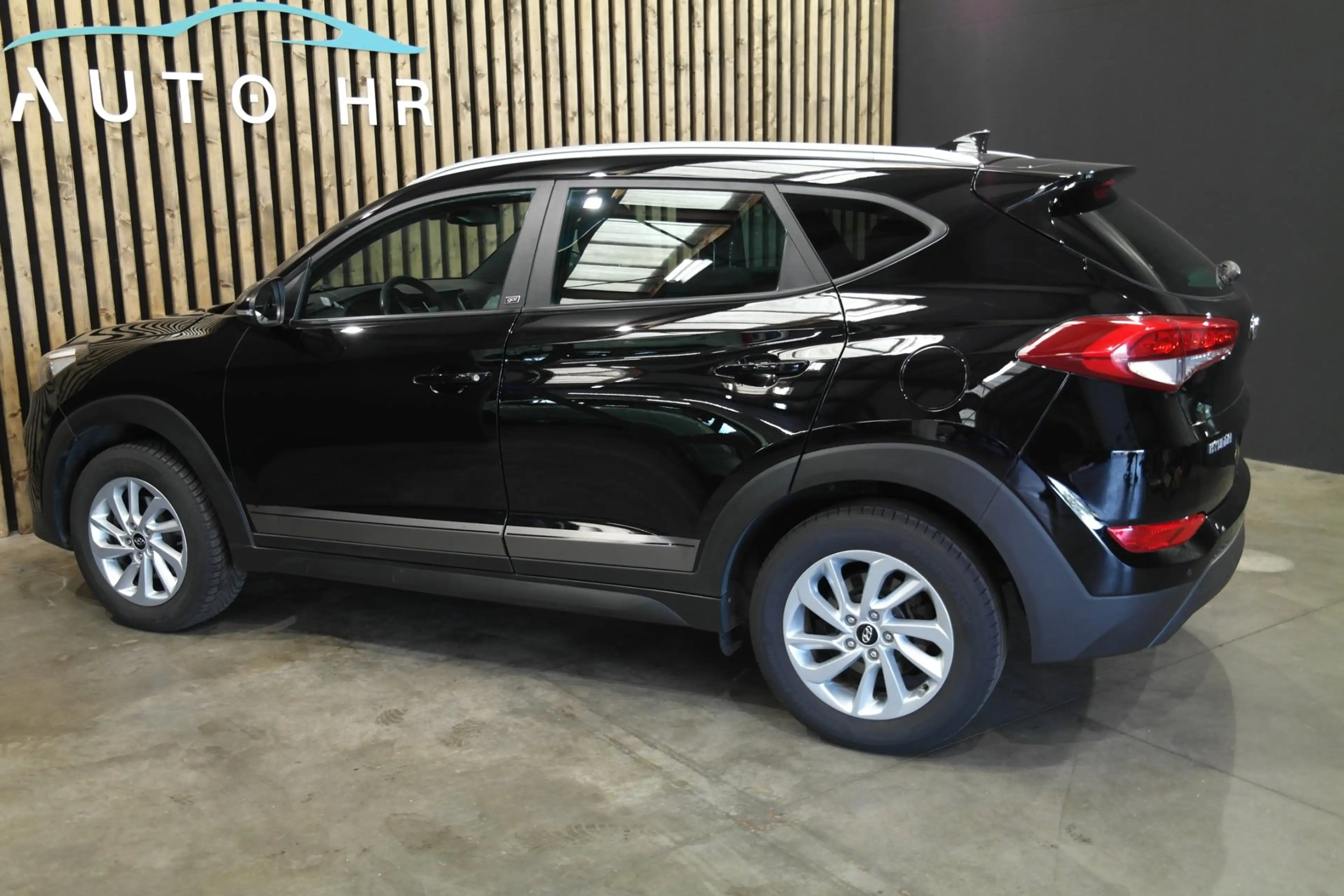 Hyundai TUCSON 1.6 GDi Achteruitrijcamera|Navigatiesysteem|Stoelv — photo 8
