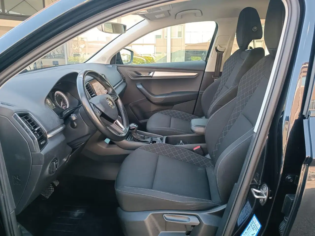 Skoda Karoq 1.6 TDI SCR DSG Ambition, миниатюра 8