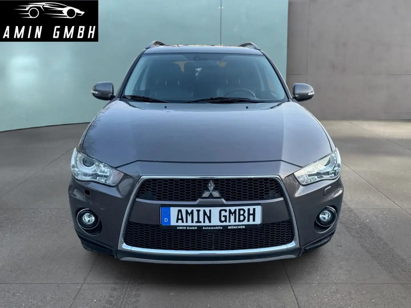 Mitsubishi Outlander Instyle 4WD 7 Sitze Vollausstattung Braun - 2