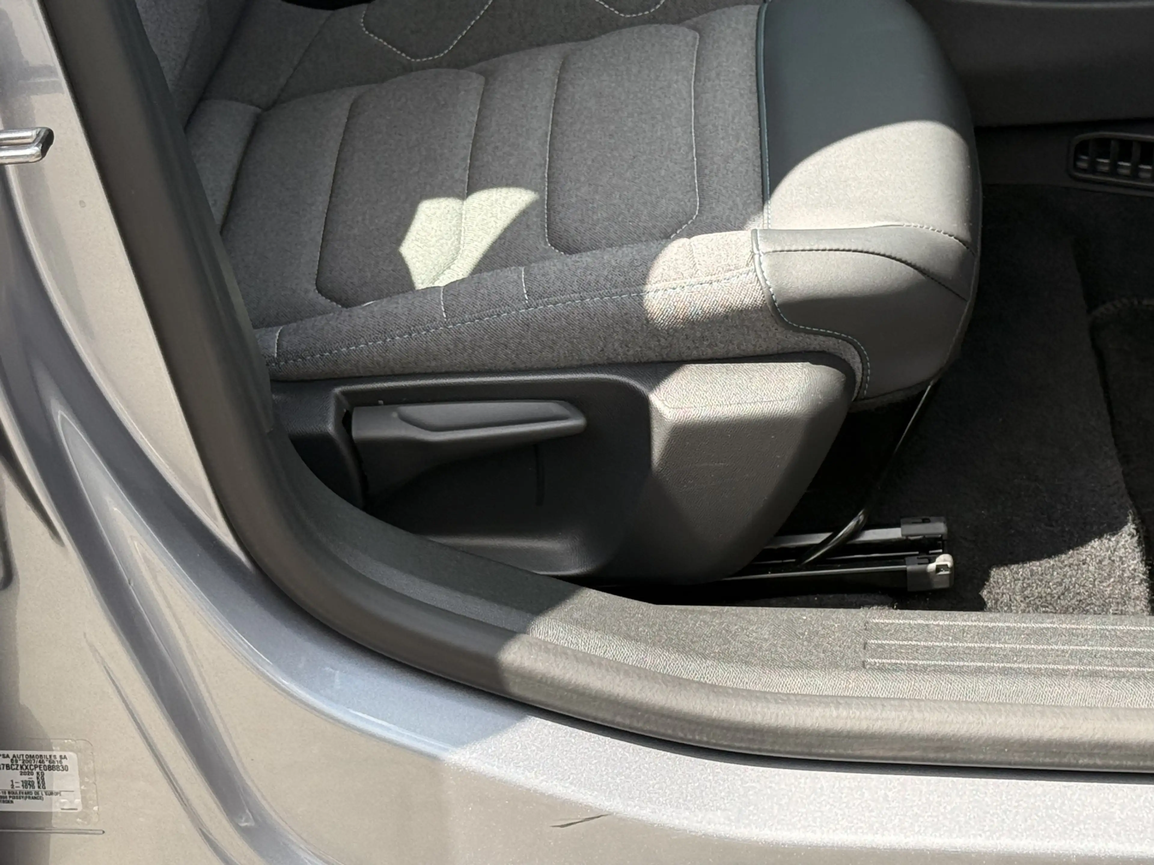 Citroen E-C4 Electric You 50 kWh Camera / Cruise / Carplay / Lm Velgen — photo 37