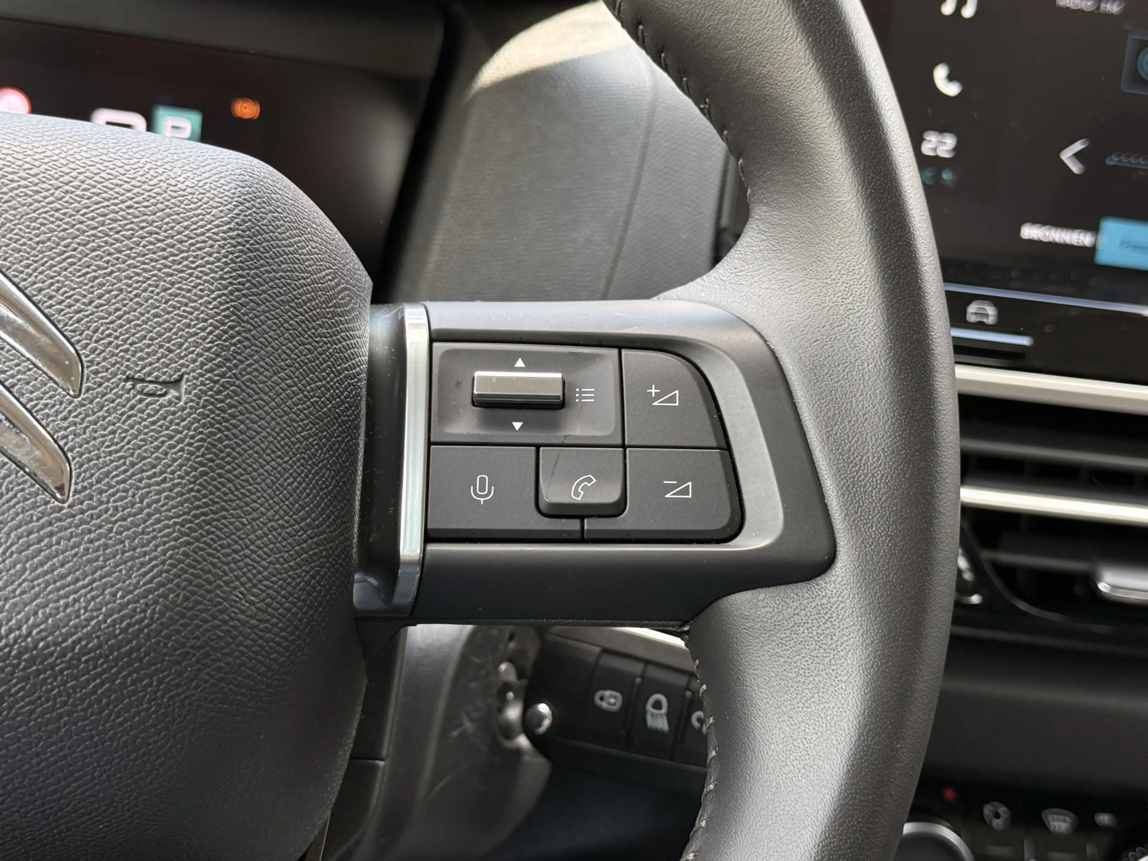 Citroen E-C4 Electric You 50 kWh Camera / Cruise / Carplay / Lm Velgen — photo 23