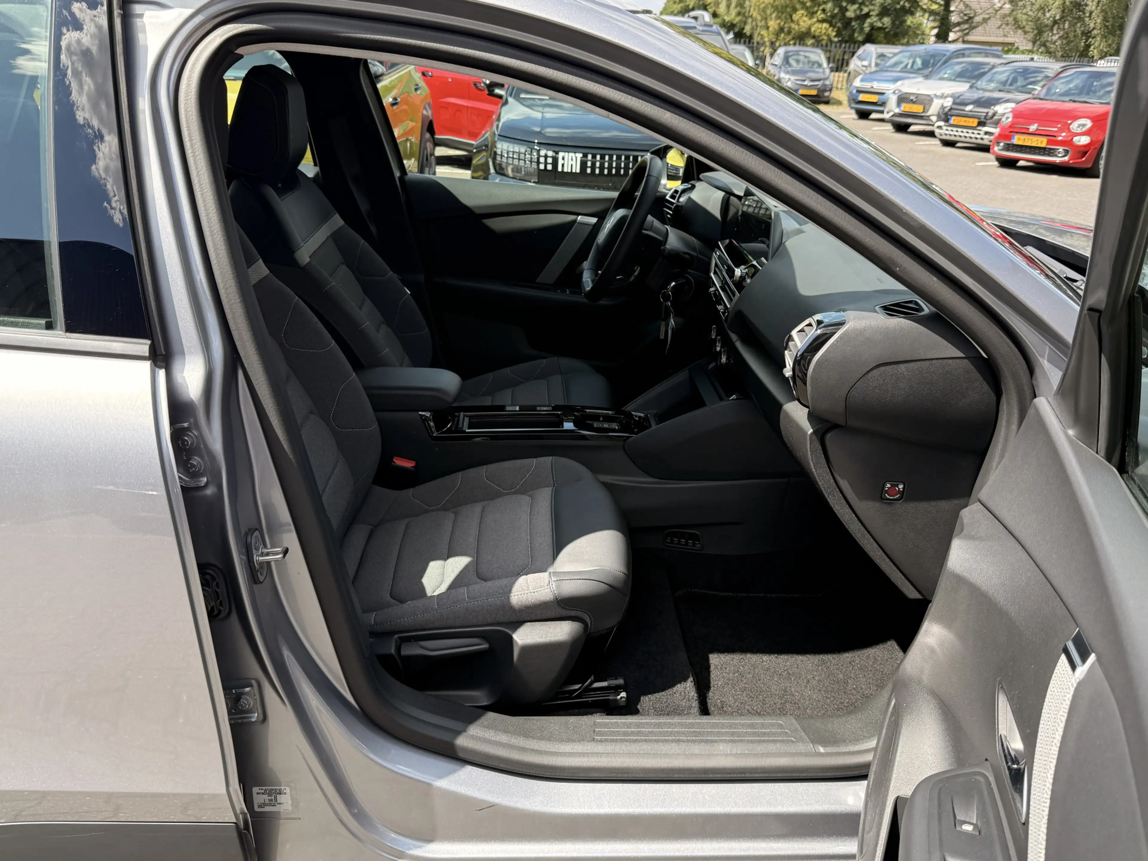 Citroen E-C4 Electric You 50 kWh Camera / Cruise / Carplay / Lm Velgen — photo 36