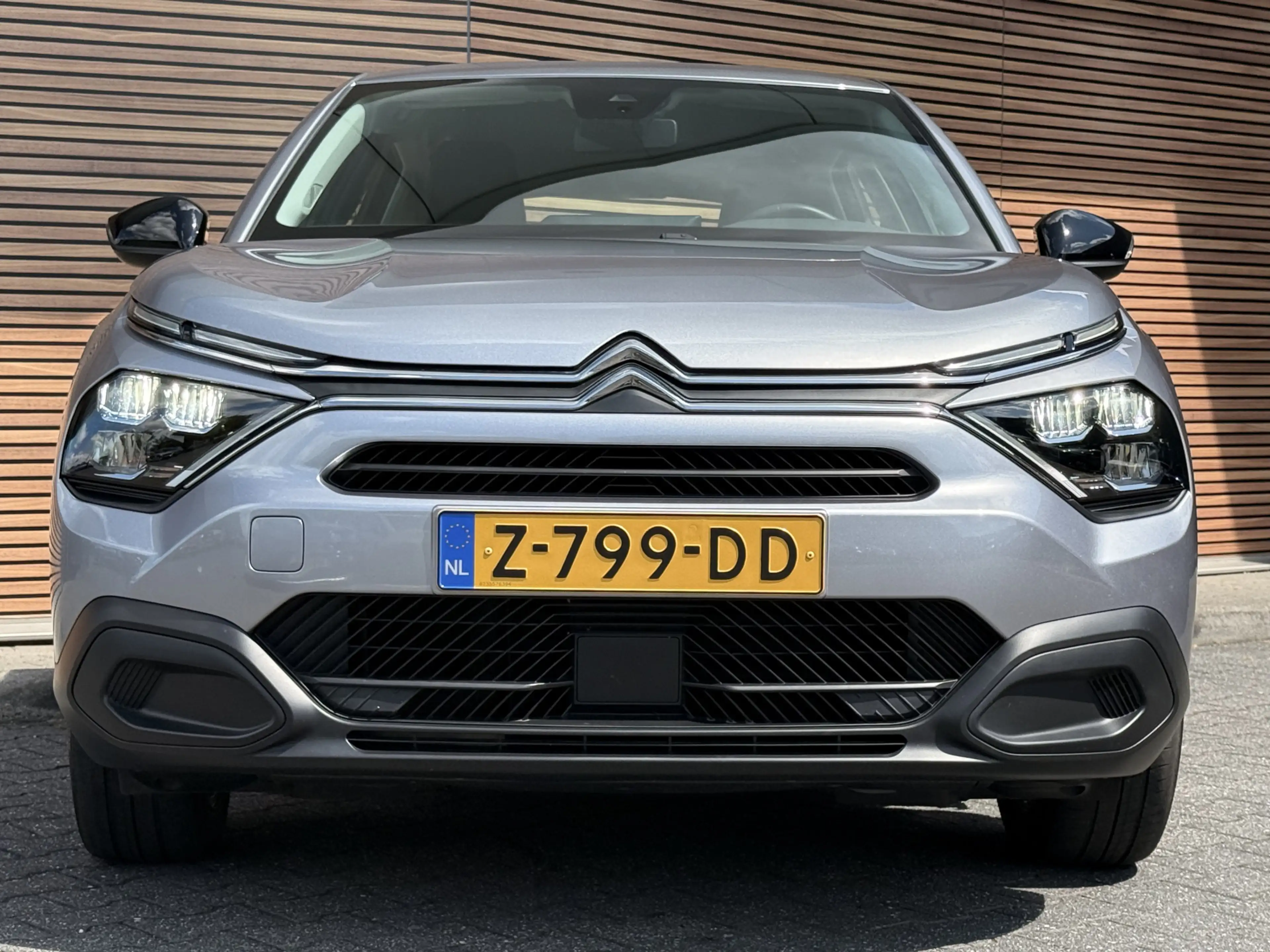 Citroen E-C4 Electric You 50 kWh Camera / Cruise / Carplay / Lm Velgen — photo 8