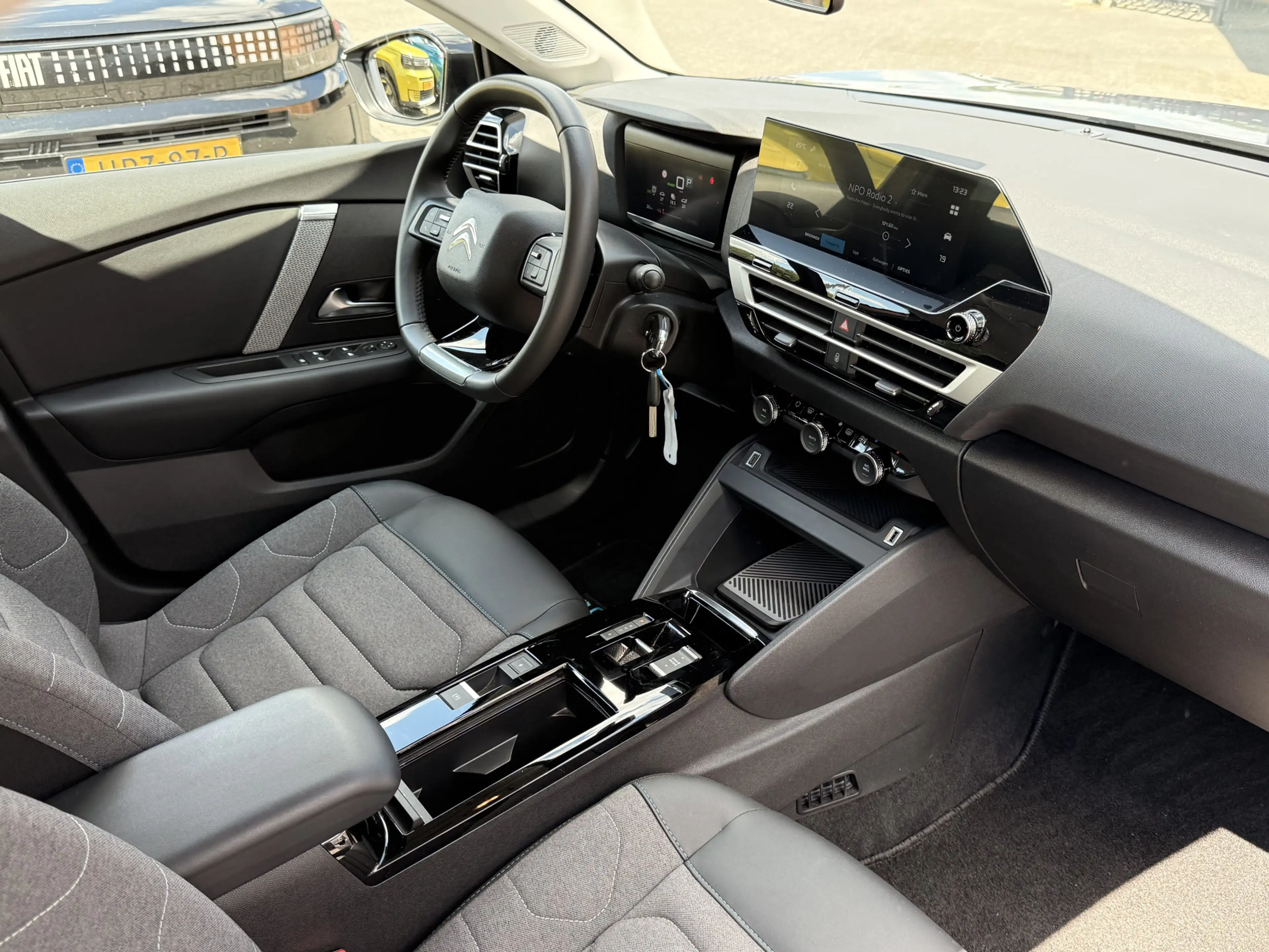 Citroen E-C4 Electric You 50 kWh Camera / Cruise / Carplay / Lm Velgen — photo 4