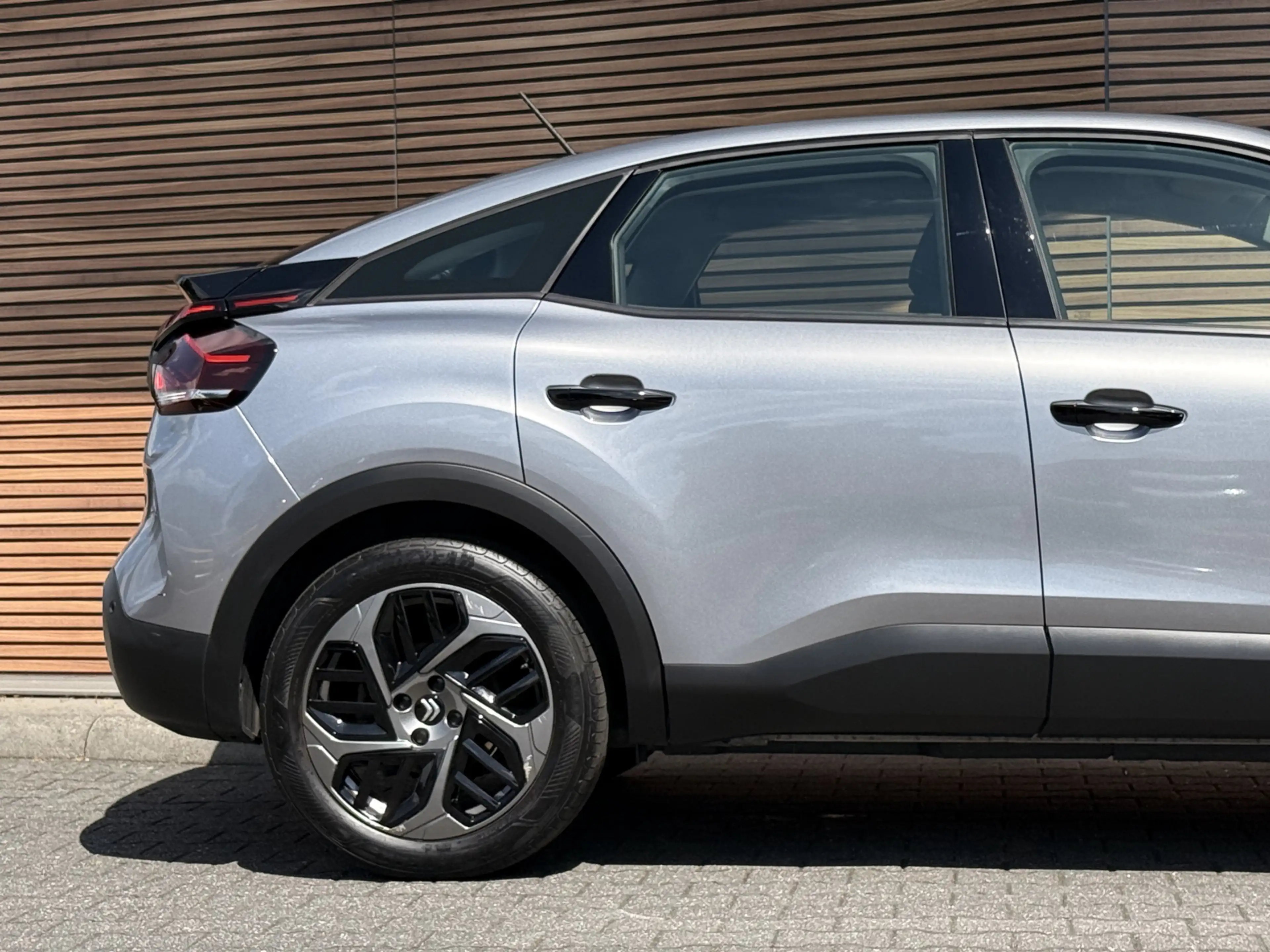 Citroen E-C4 Electric You 50 kWh Camera / Cruise / Carplay / Lm Velgen — photo 17