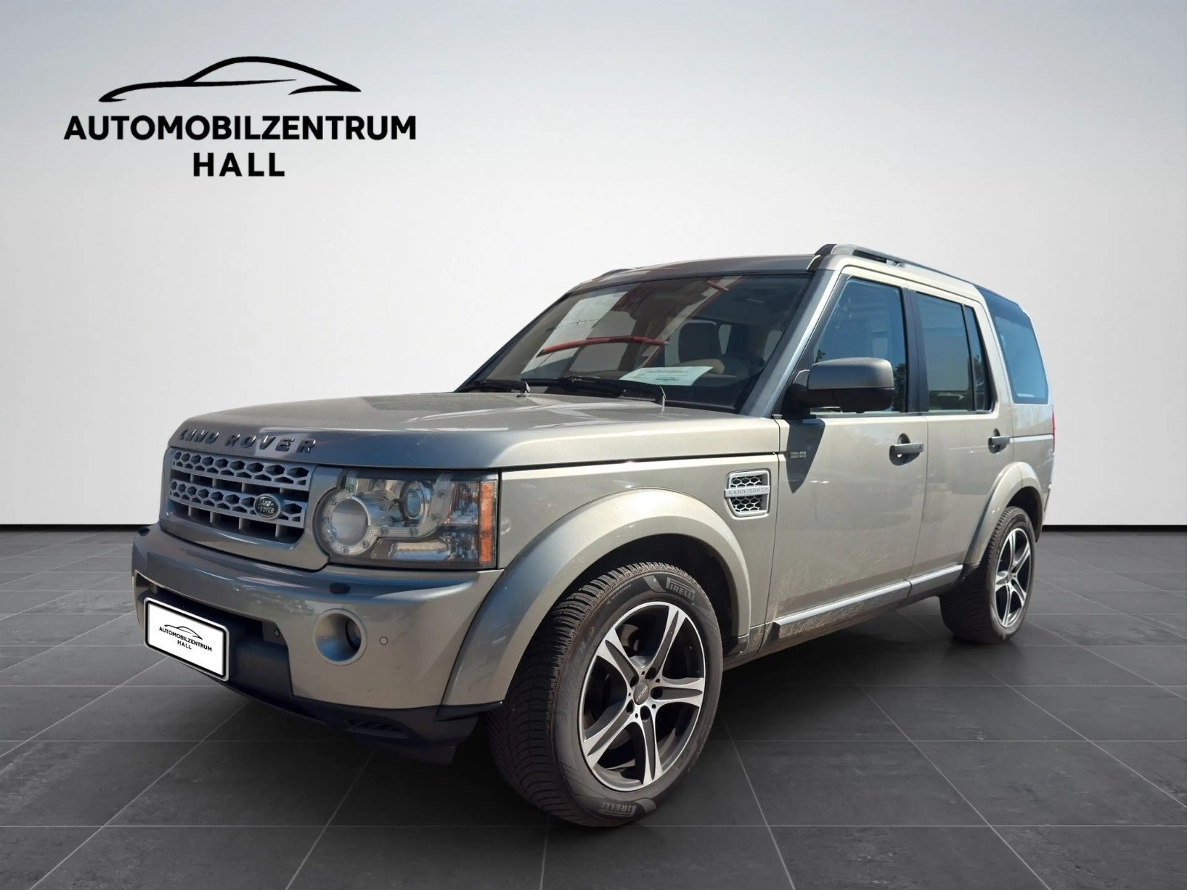Land Rover Discovery 4 HSE SDV6 7 SITZE PANO XEN AHK LEDER