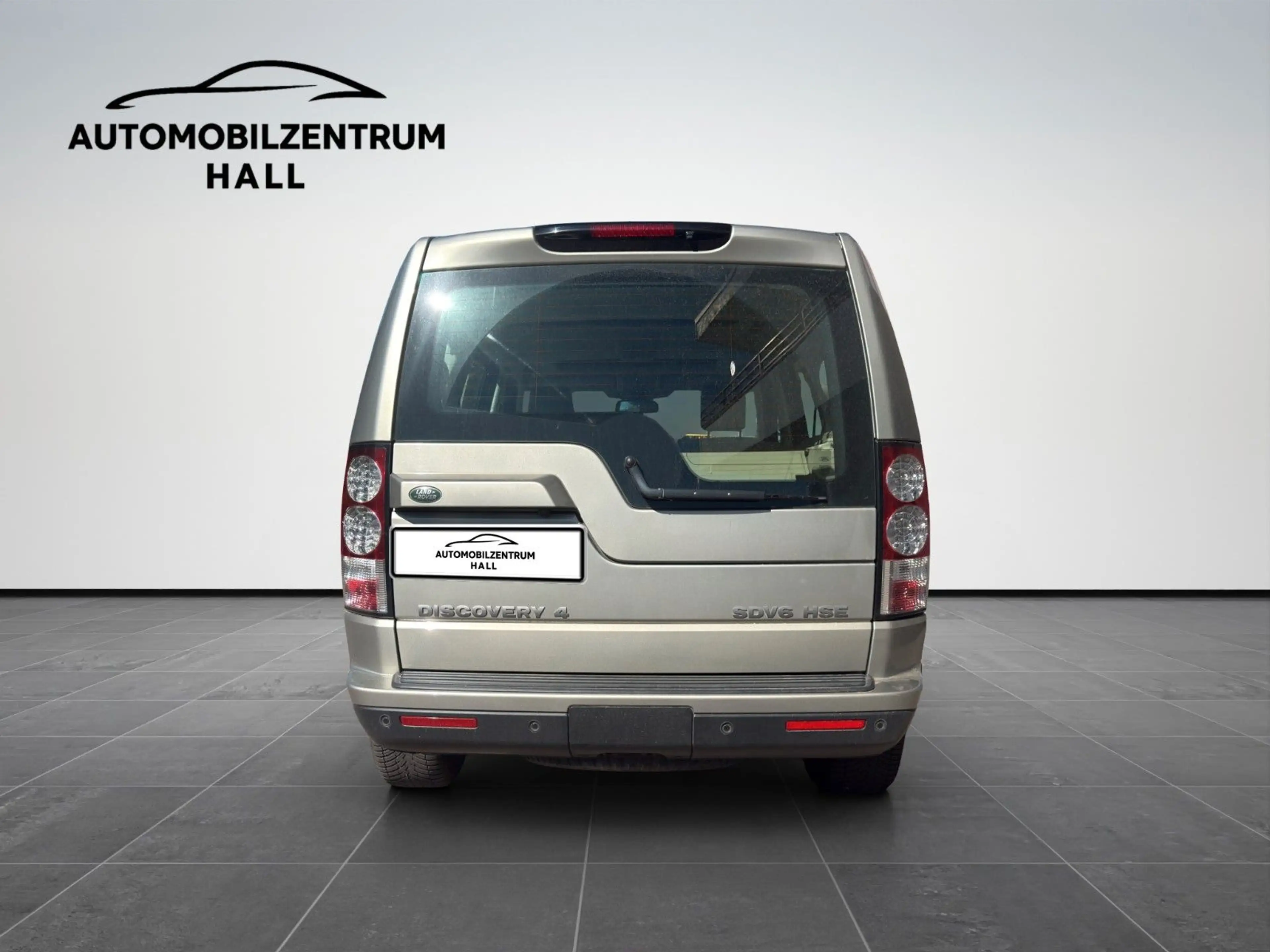 Land Rover Discovery 4 HSE SDV6 7 SITZE PANO XEN AHK LEDER — photo 4