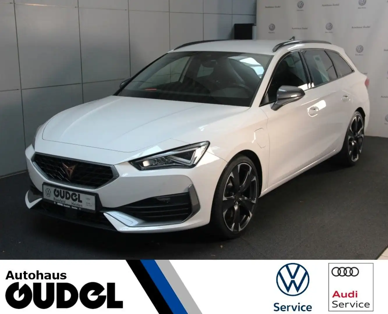 CUPRA Leon Cupra Leon Sportst.1.4 e-Hybrid 180kW 19" LM DCC Weiß - 1