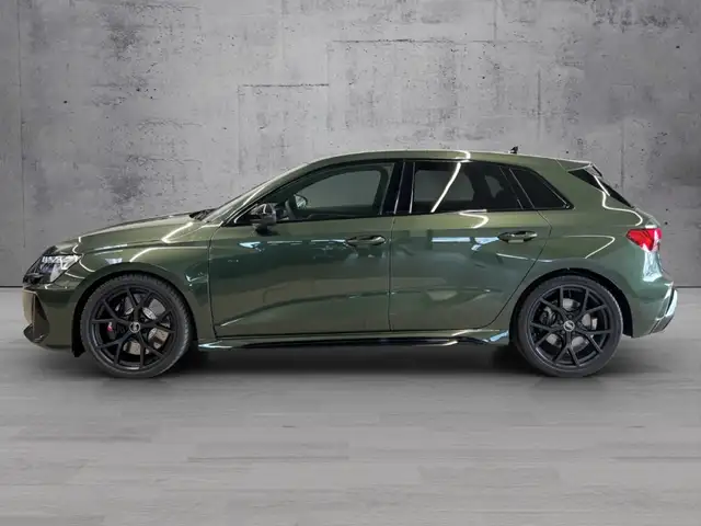 Audi RS3 view 3
