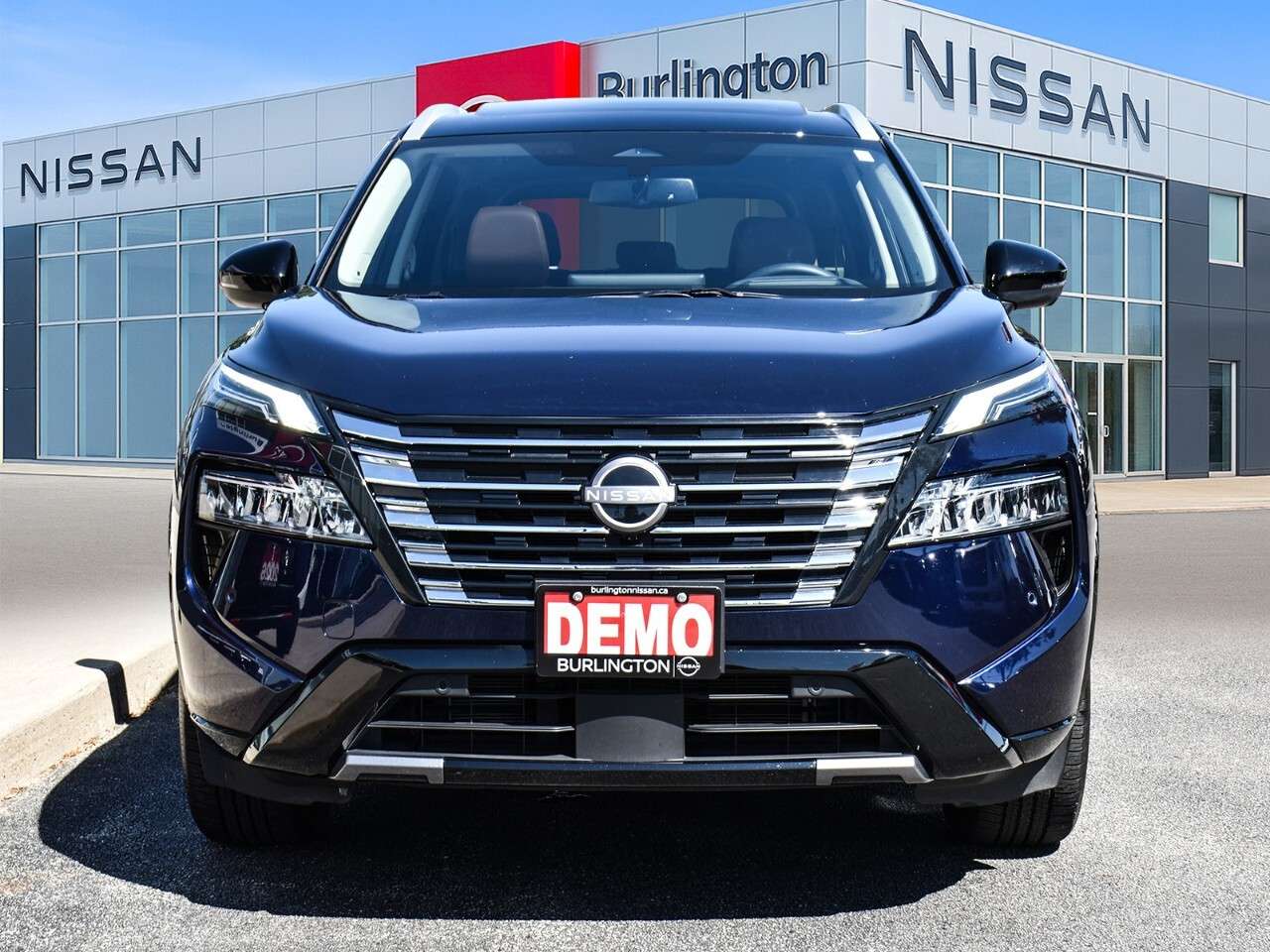 2026 Nissan Rogue Platinum — photo 1