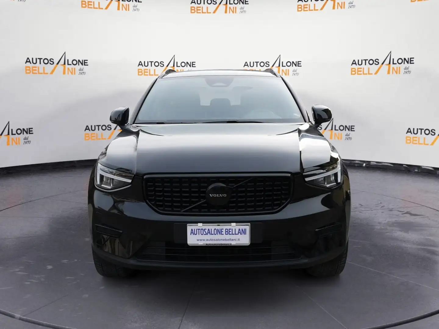 Volvo XC40 XC40 B3 automatico Ultra Black Edition Nero - 2