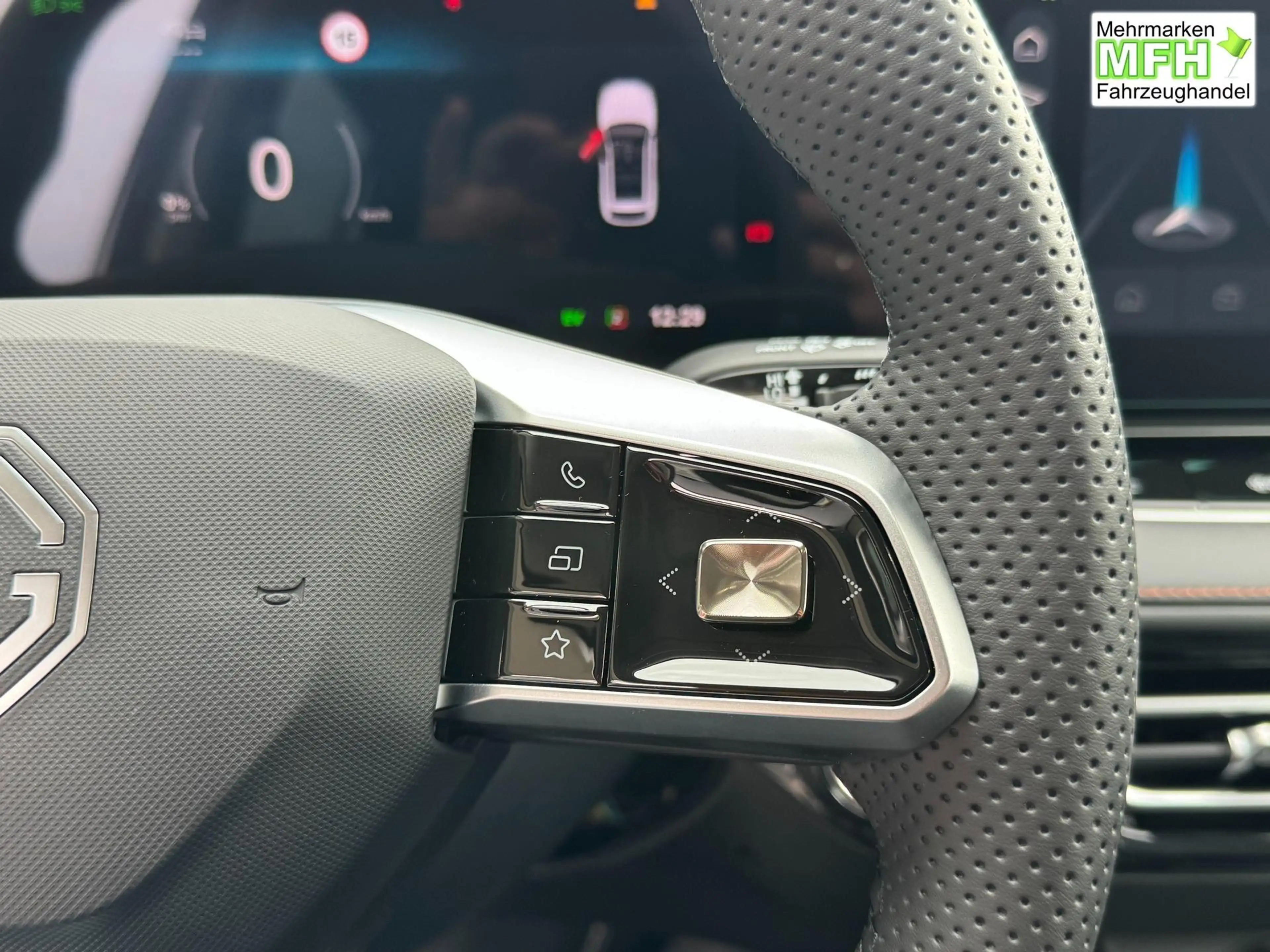 MG HS 1,5 Luxury Hybrid+ Leder 360° 19 Zoll SHZ ACC e... — photo 13