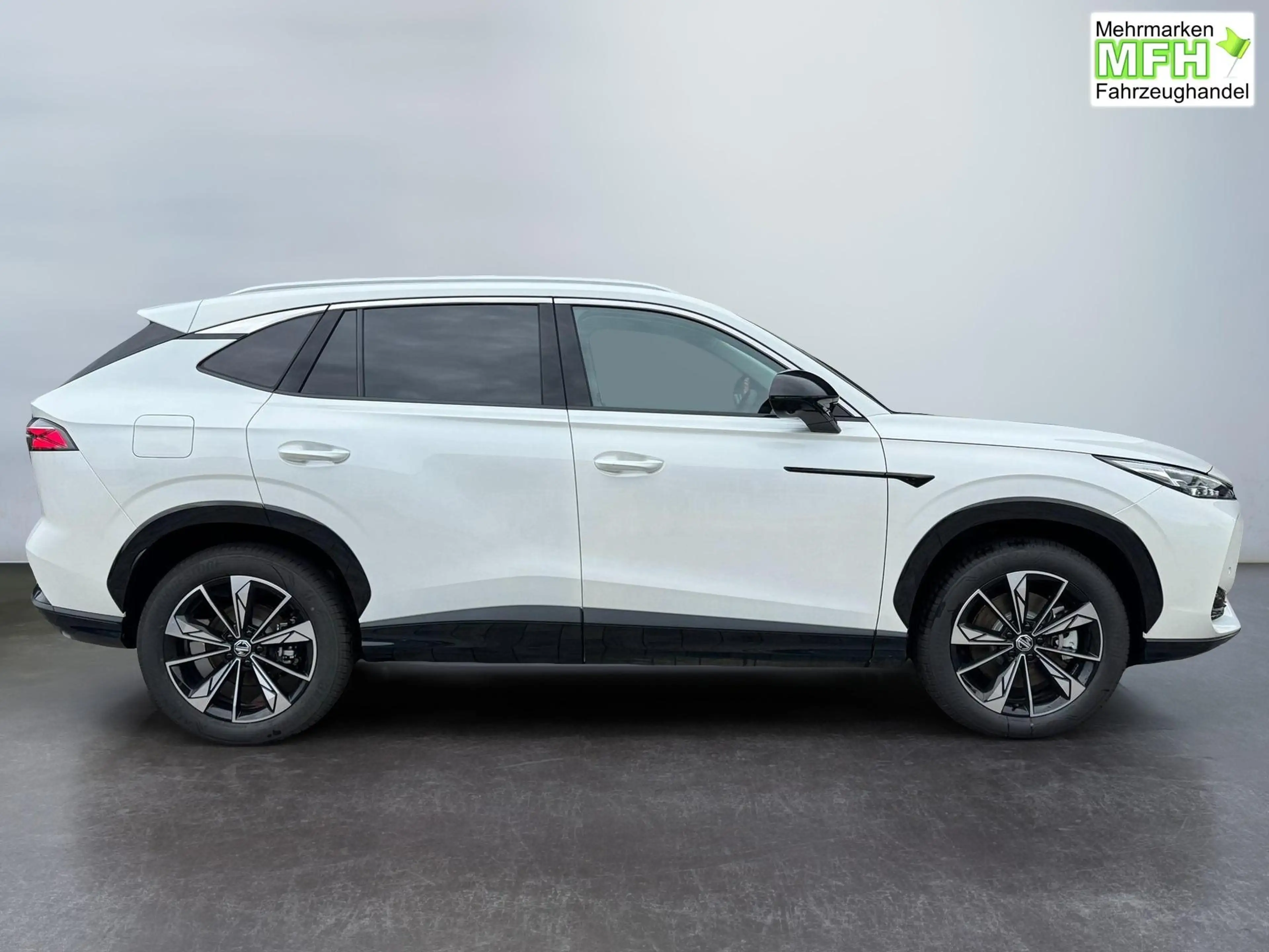 MG HS 1,5 Luxury Hybrid+ Leder 360° 19 Zoll SHZ ACC e... — photo 6
