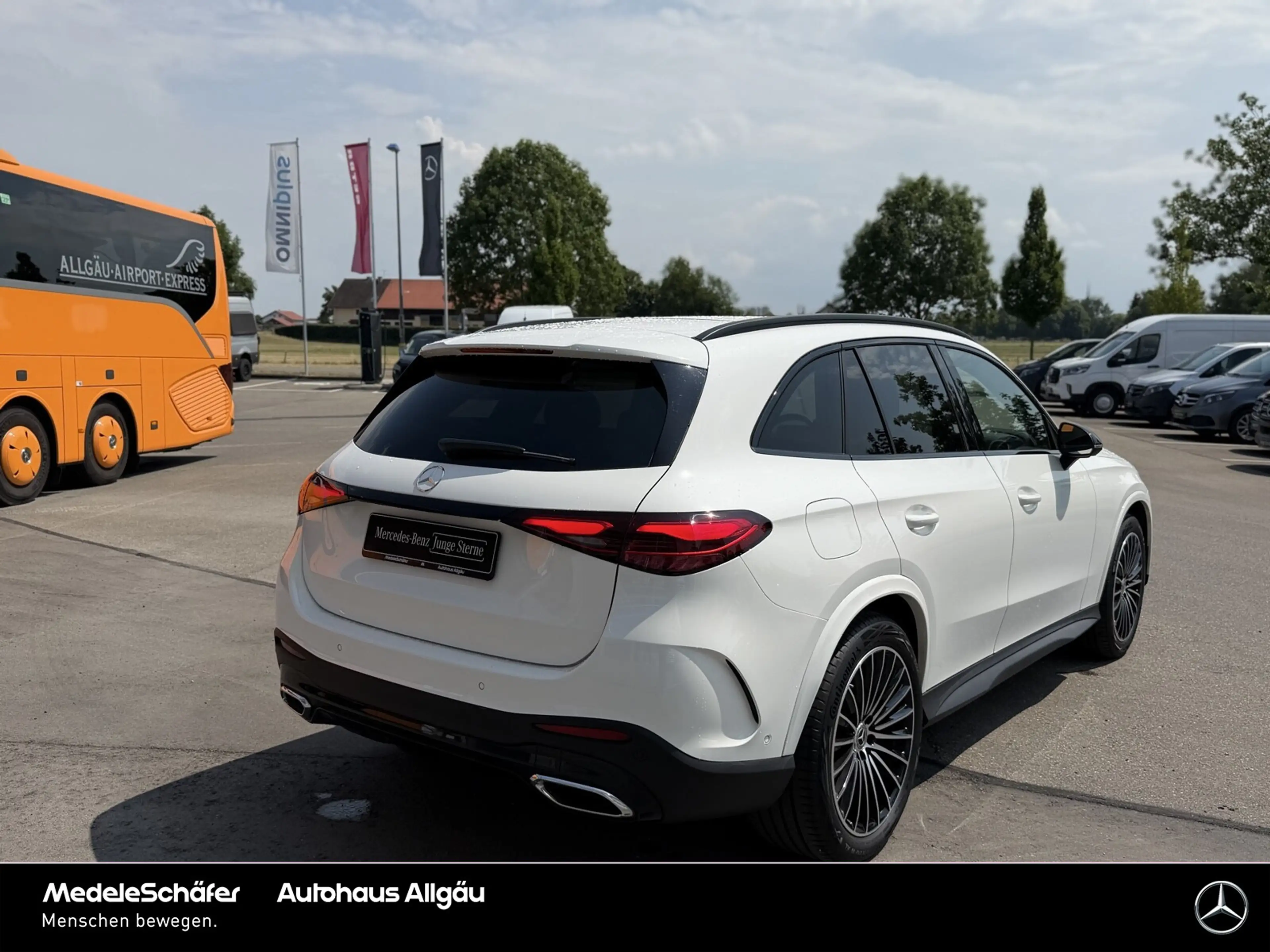Mercedes-Benz GLC 220 GLC 220 d 4M AMG Night 20" Vorr.-Distronic LED Tel — photo 4