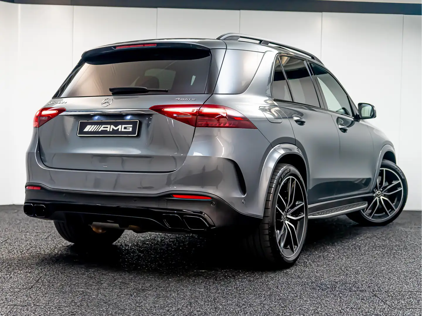 Mercedes-Benz GLE 400 GLE e 4MATIC AMG Line | NIGHT | 63 Pakket Gris - 2