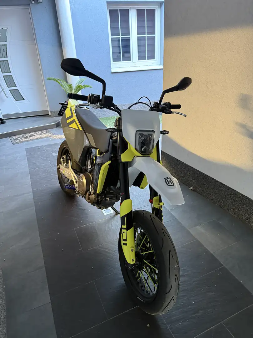 Husqvarna 701 Supermoto Gri - 2