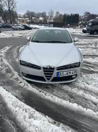 Sportwagon 1.9 JTDM 16V DPF Distinctive