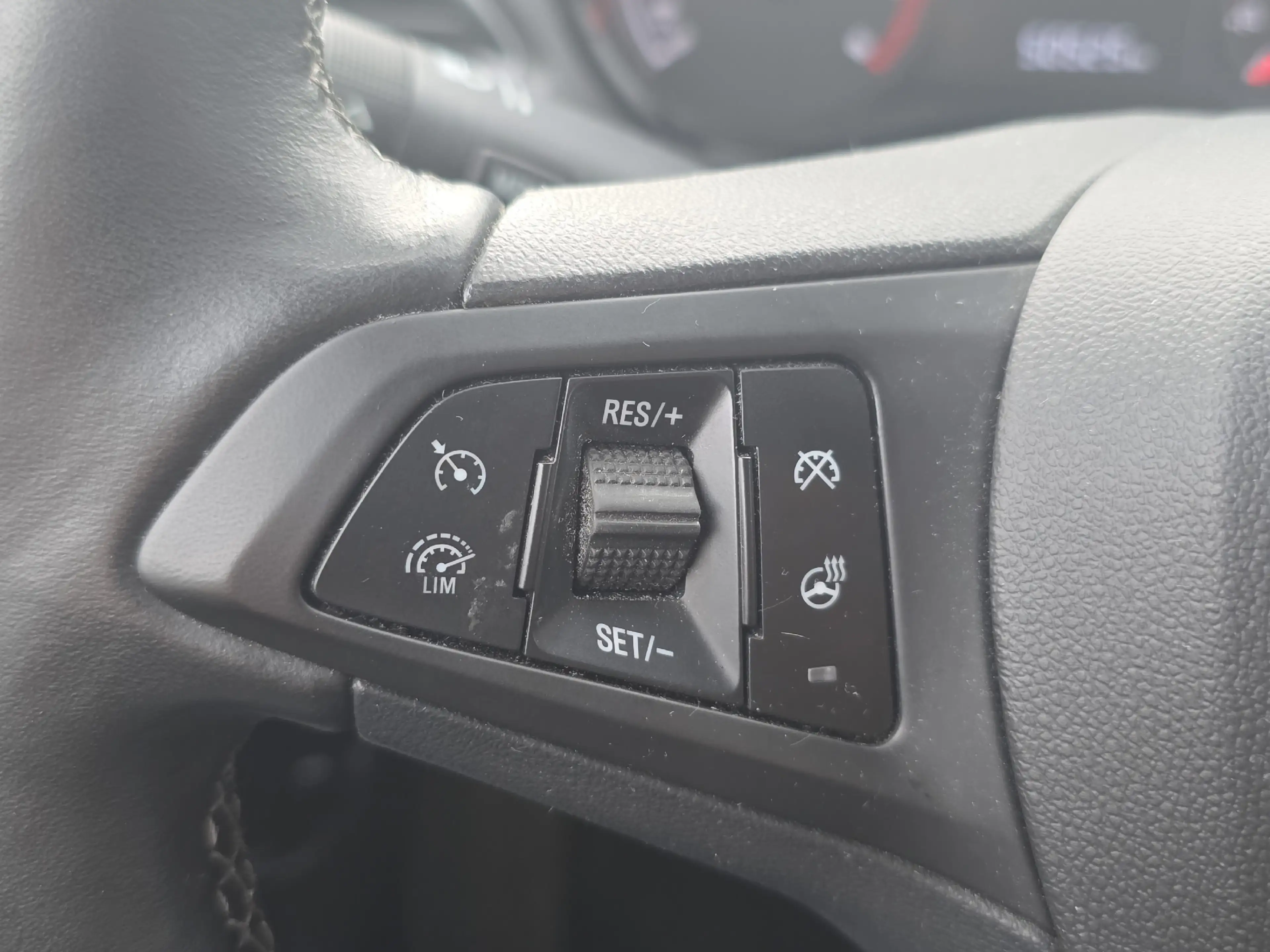 Opel Karl 1.0 Rocks *Sitzheizung*Lenkradheizung*PDC* — photo 15