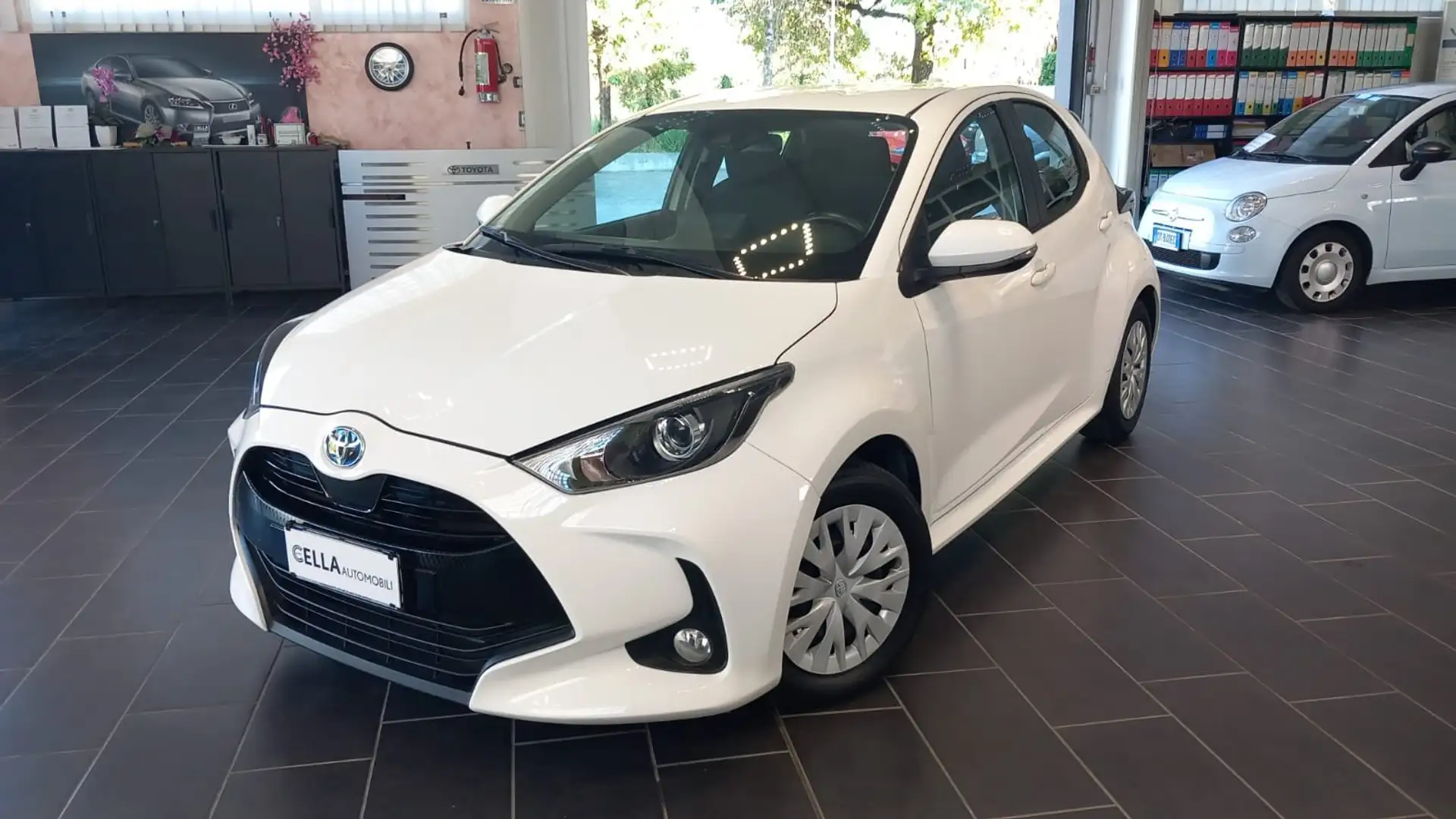 Toyota Yaris Yaris IV 2020 1.5h Business Blanc - 1