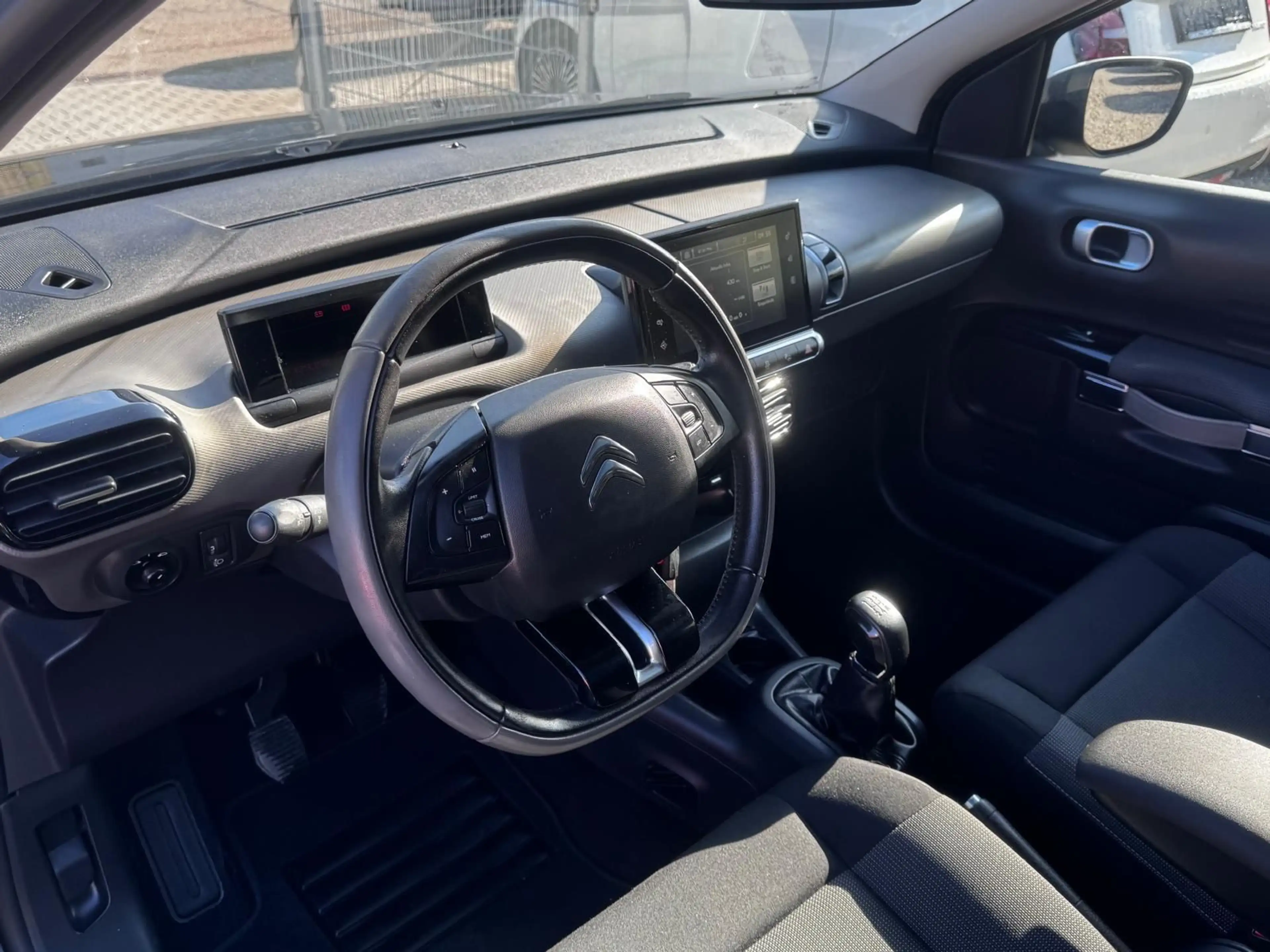 Citroen C4 Cactus Shine*NAVI*AHK*Selbstlenkende-Systeme* — photo 10