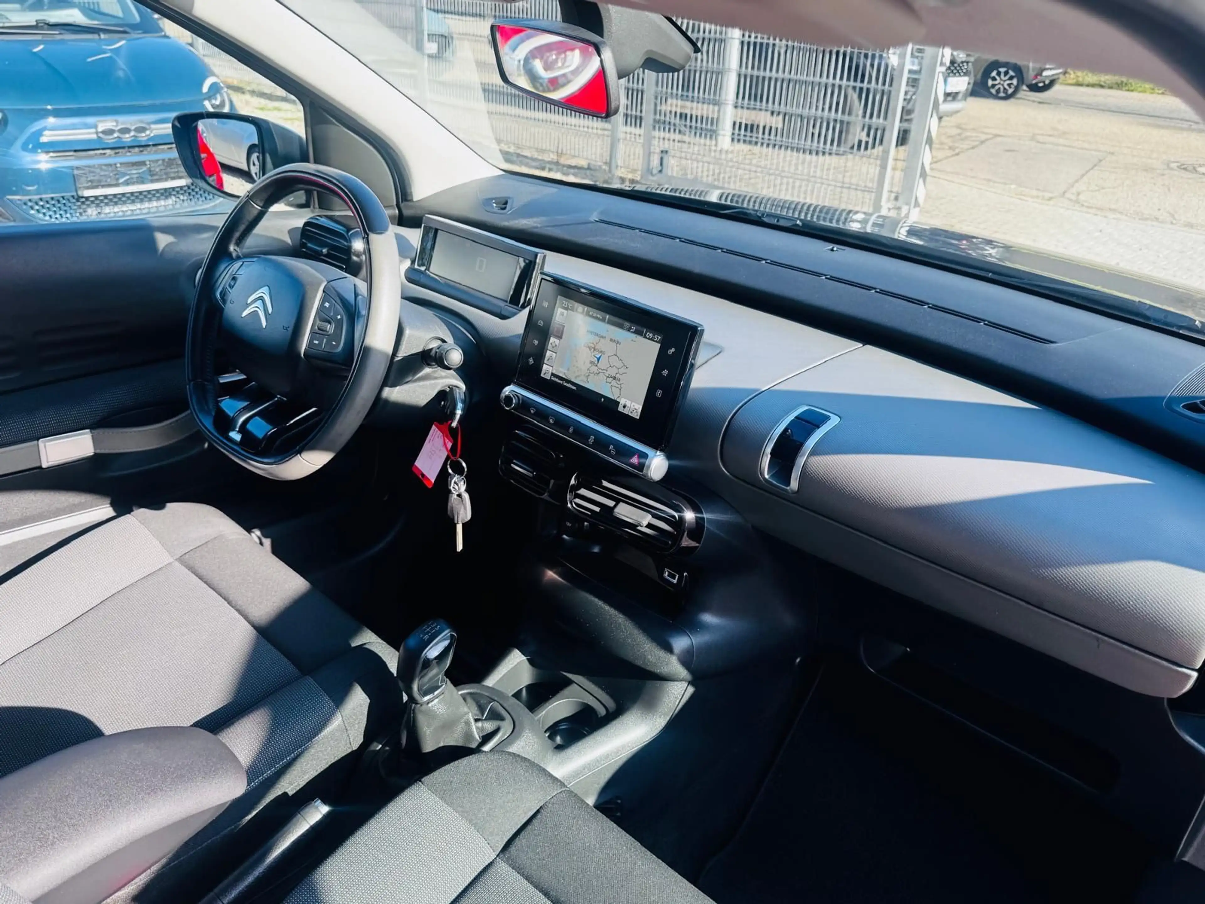 Citroen C4 Cactus Shine*NAVI*AHK*Selbstlenkende-Systeme* — photo 12