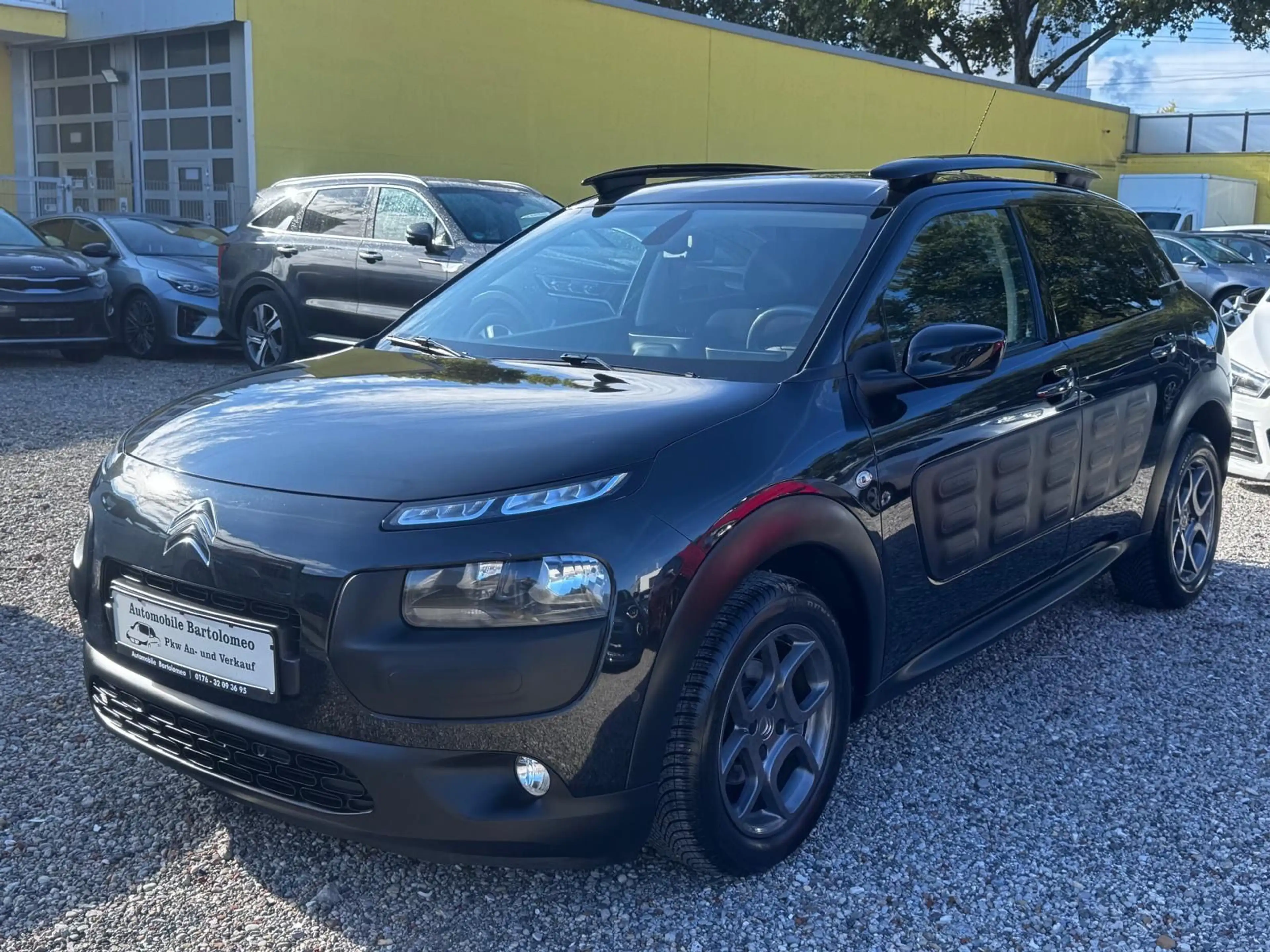 Citroen C4 Cactus Shine*NAVI*AHK*Selbstlenkende-Systeme* — photo 2