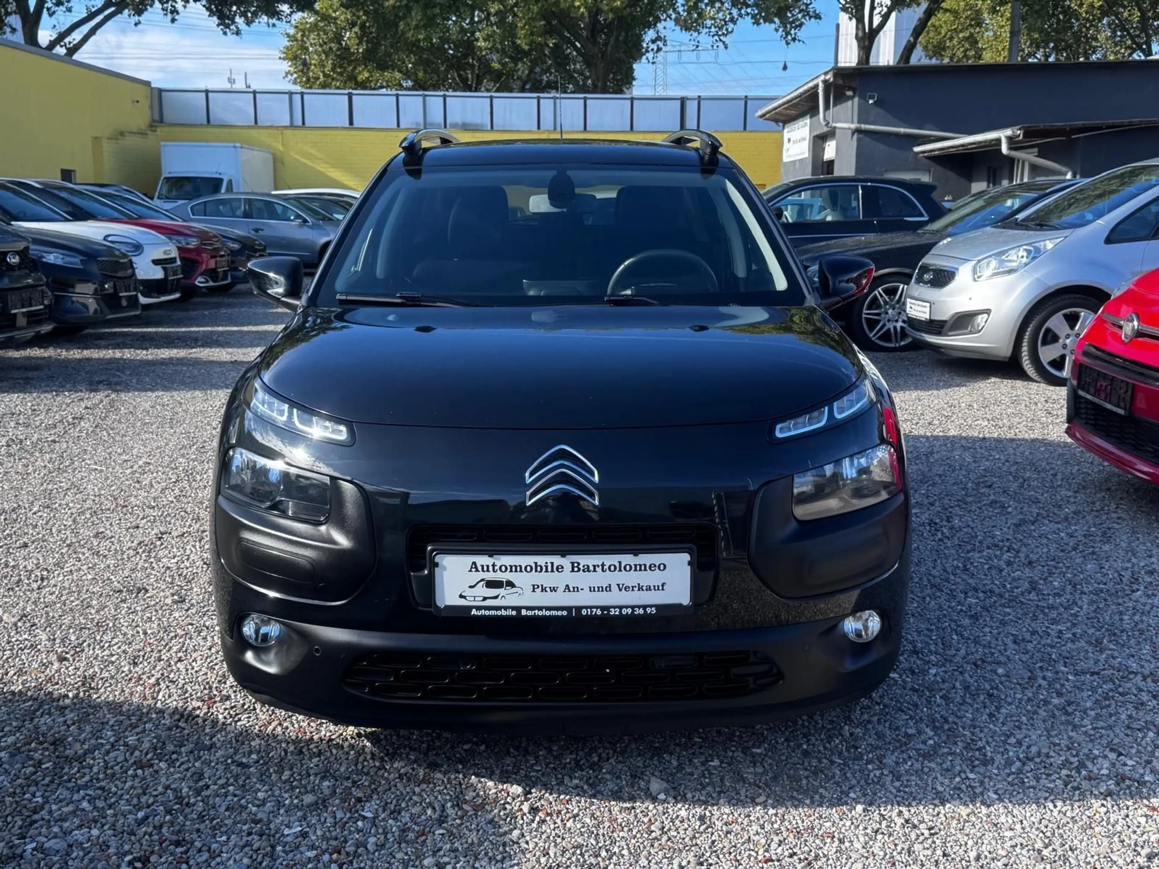 Citroen C4 Cactus Shine*NAVI*AHK*Selbstlenkende-Systeme* — photo 5