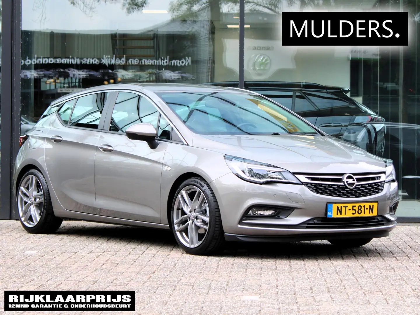 Opel Astra 1.0 Online Edition | Navi / Camera / Climate Grijs - 1