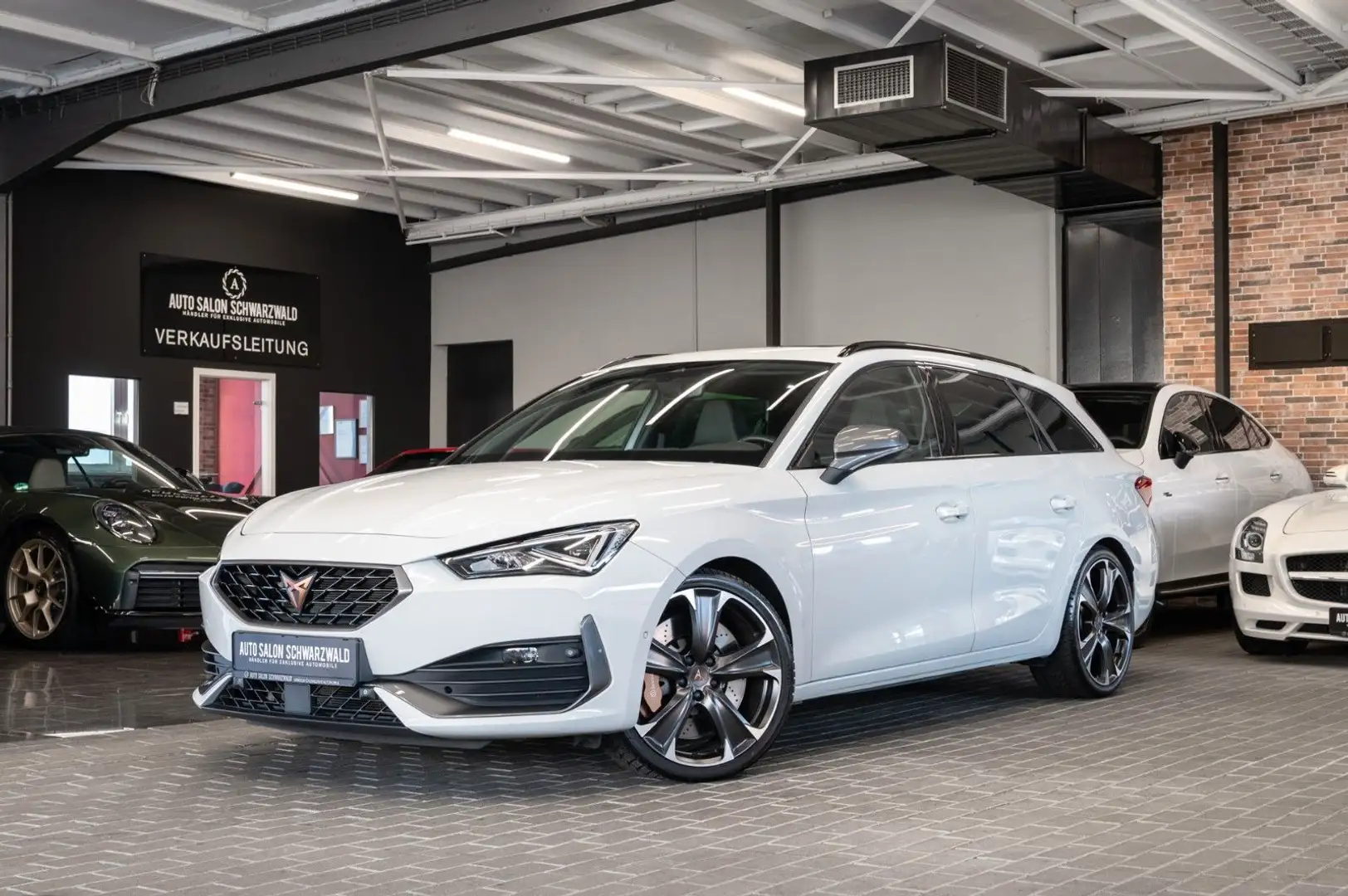 CUPRA Leon Kombi VZ|CUPRA SITZE|PANO|AHK|DCC|VOLL Weiß - 1
