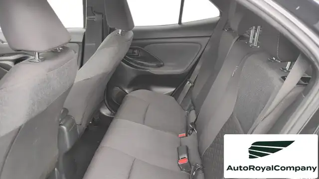 Toyota Yaris Cross view 5