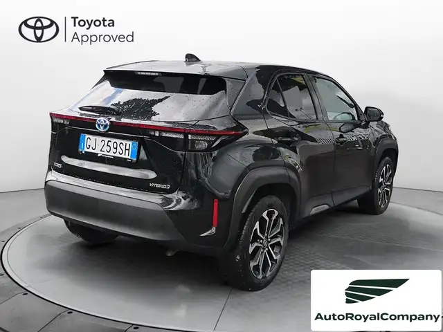 Toyota Yaris Cross view 13