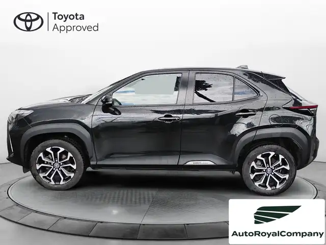 Toyota Yaris Cross view 11