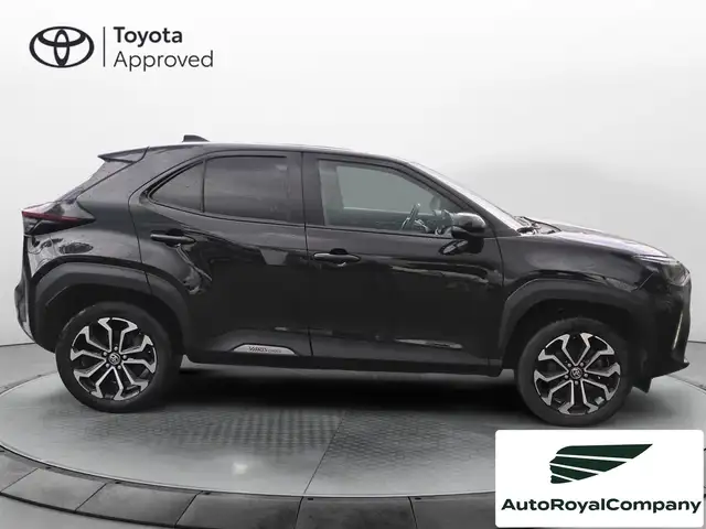 Toyota Yaris Cross view 10
