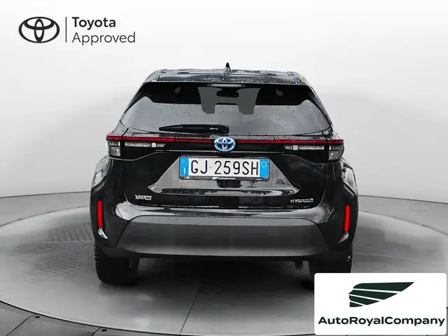 Toyota Yaris Cross view 9