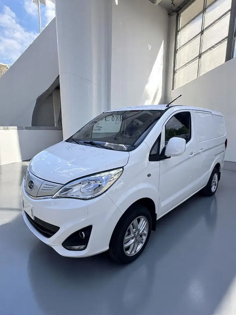 BYD ETP3 100 kW 45kWh Kamera Leder AluB. 7"Touch Blanc - 2