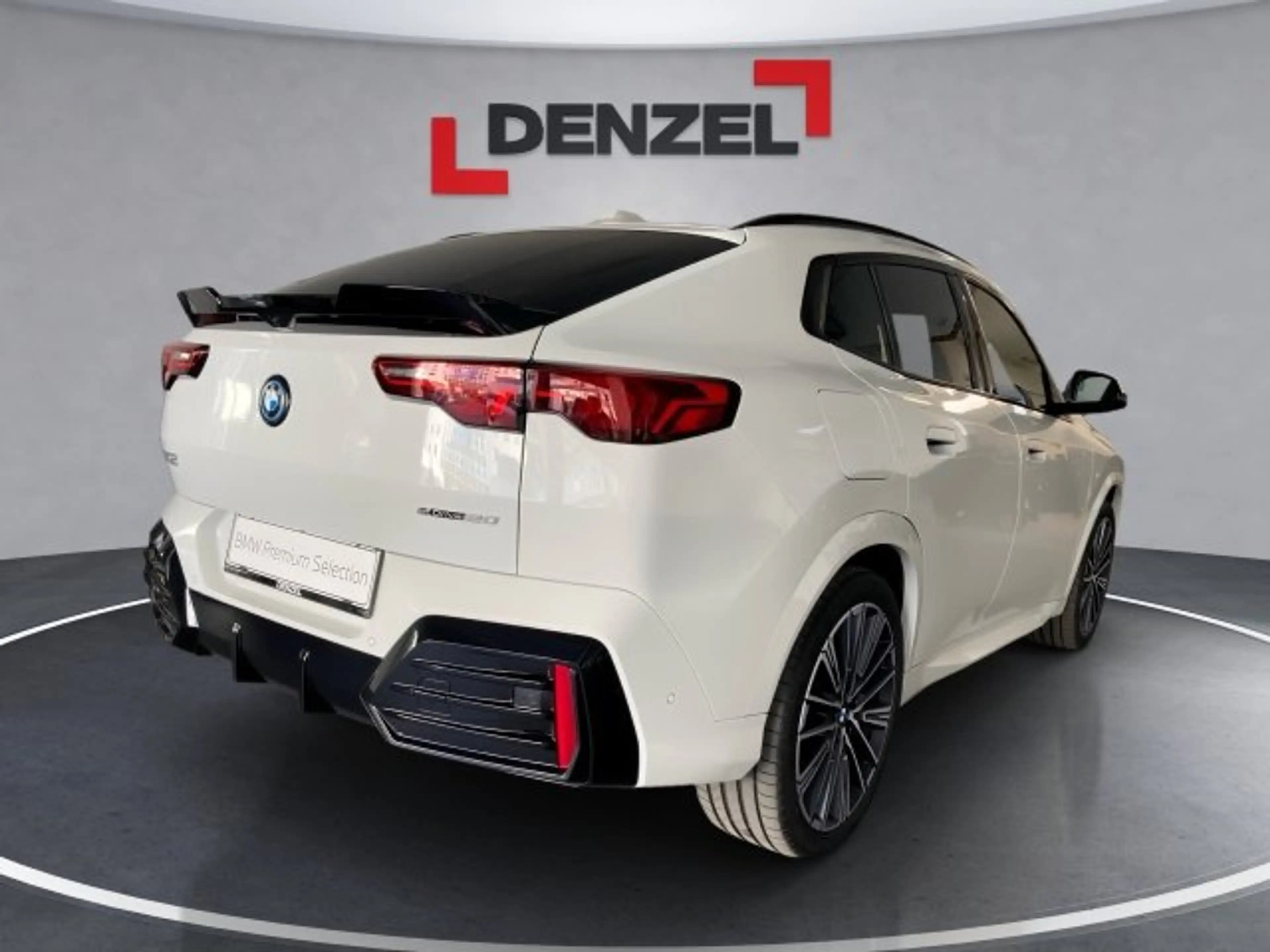 BMW iX2 eDrive20 U10 HB0 — photo 4