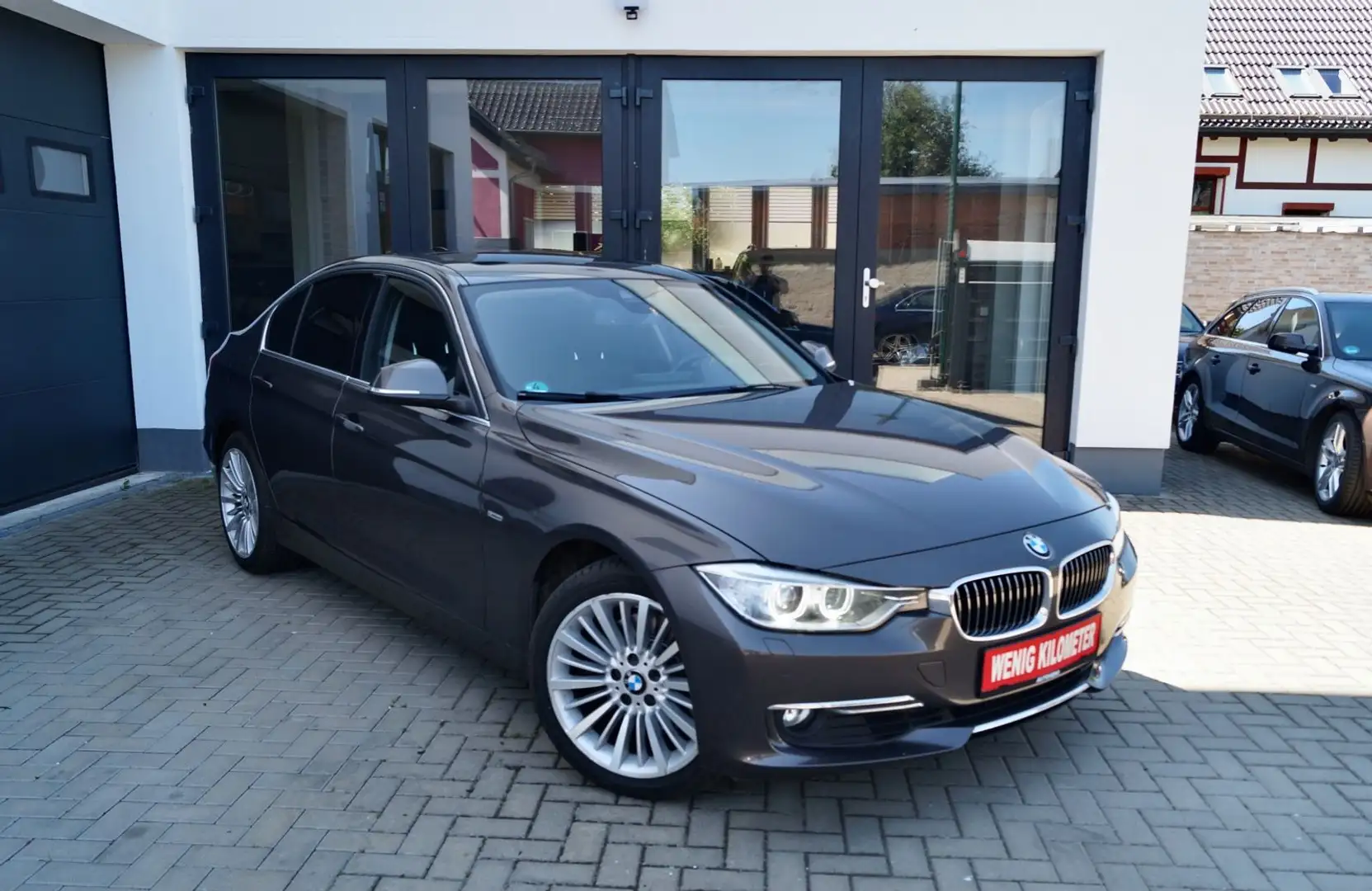 BMW 328 i Luxury Line-2.HAND-BI XENON-NAVI/TV Braun - 2