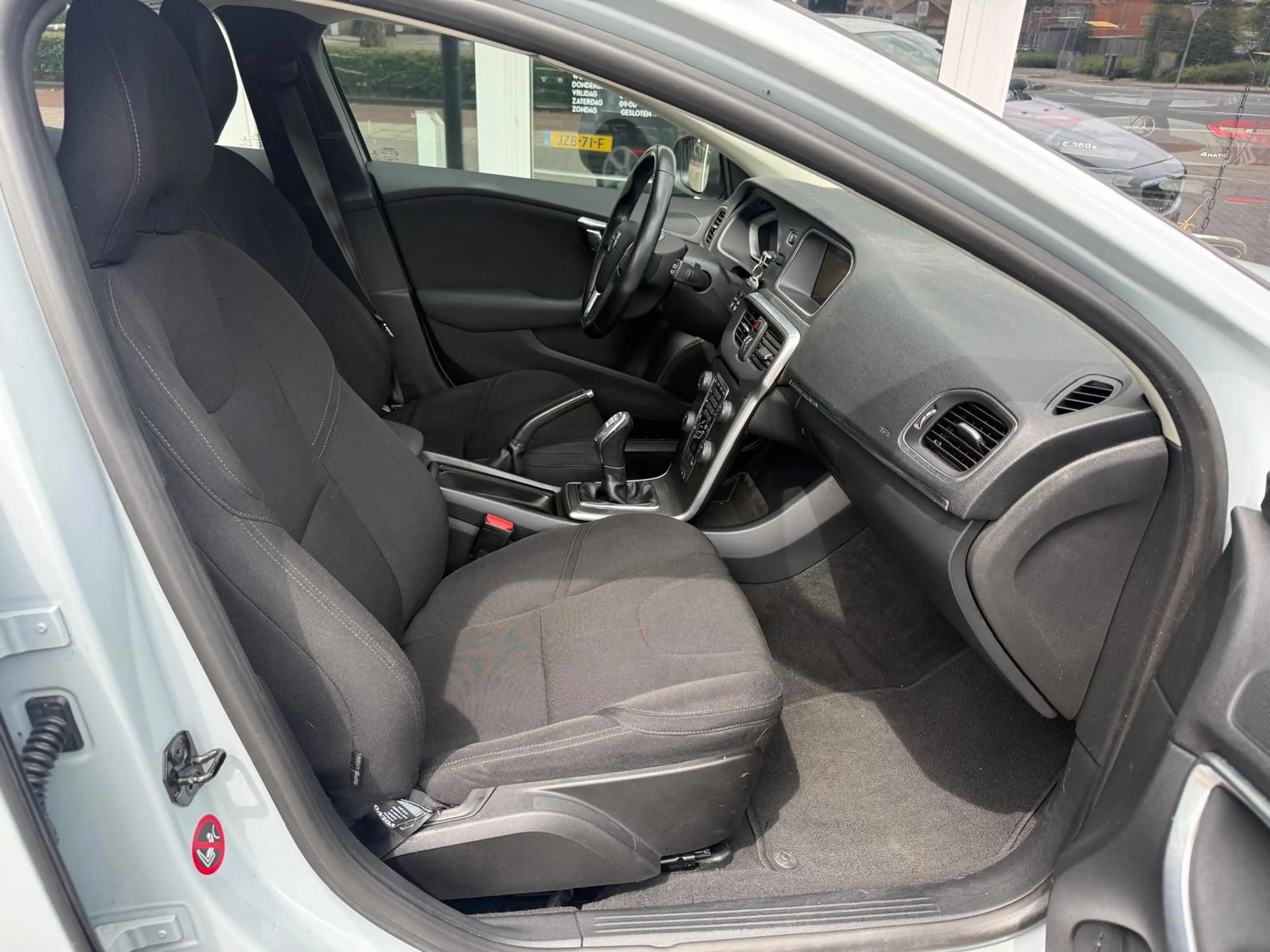 Volvo V40 Cross Country 1.6 D2 Kinetic - Navigatie — photo 14