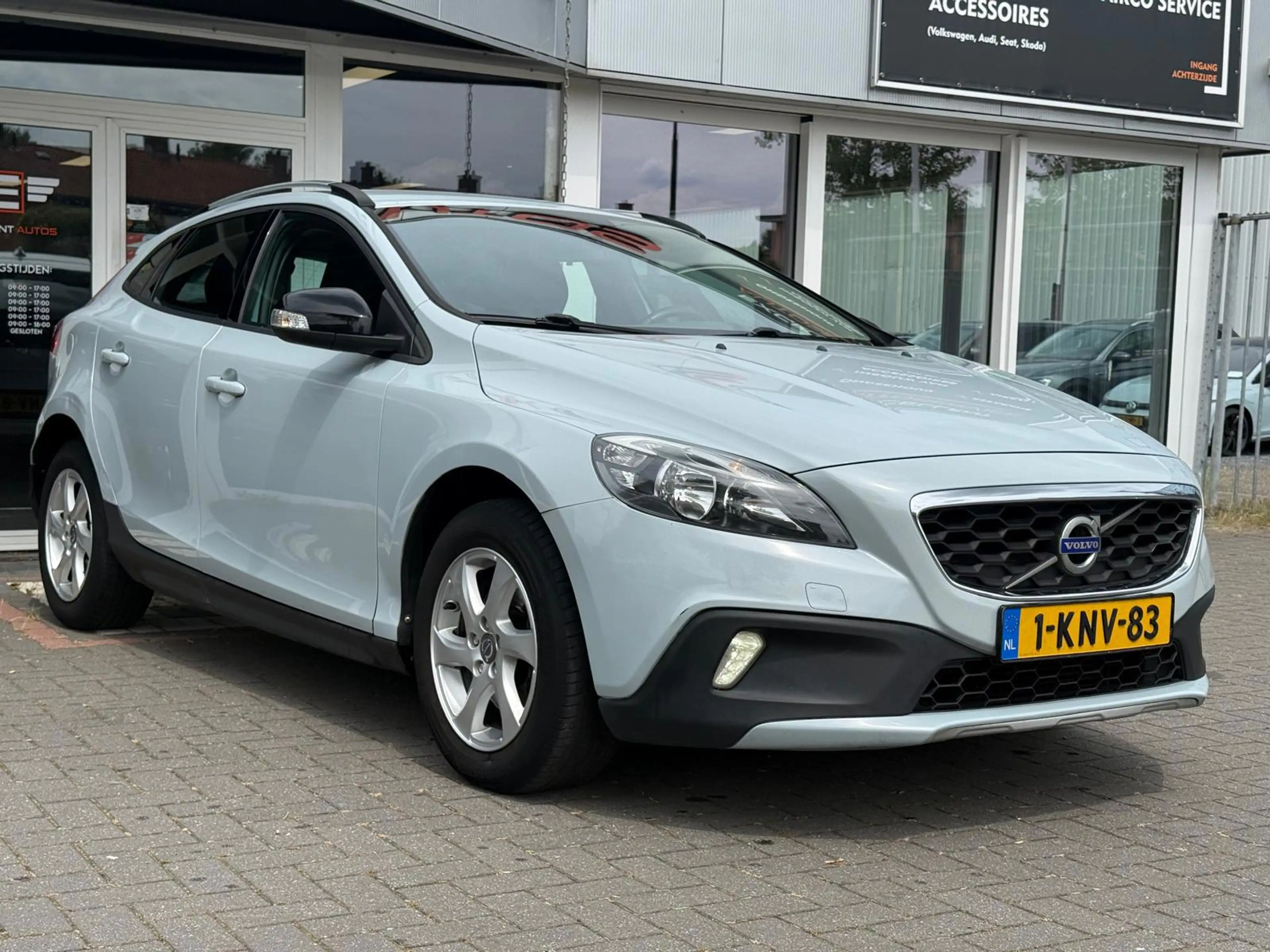 Volvo V40 Cross Country 1.6 D2 Kinetic - Navigatie — photo 4