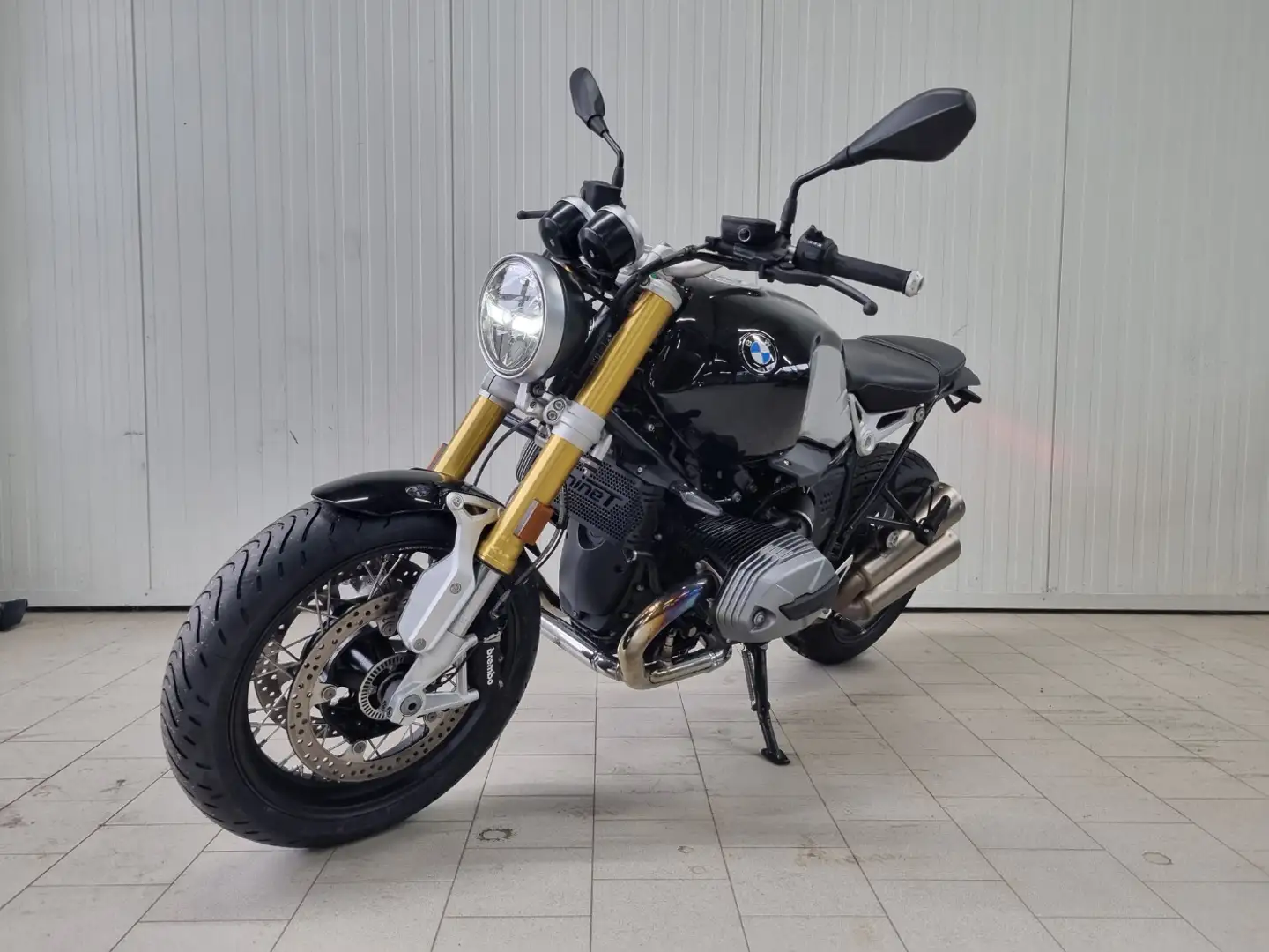 BMW R nineT Nero - 2