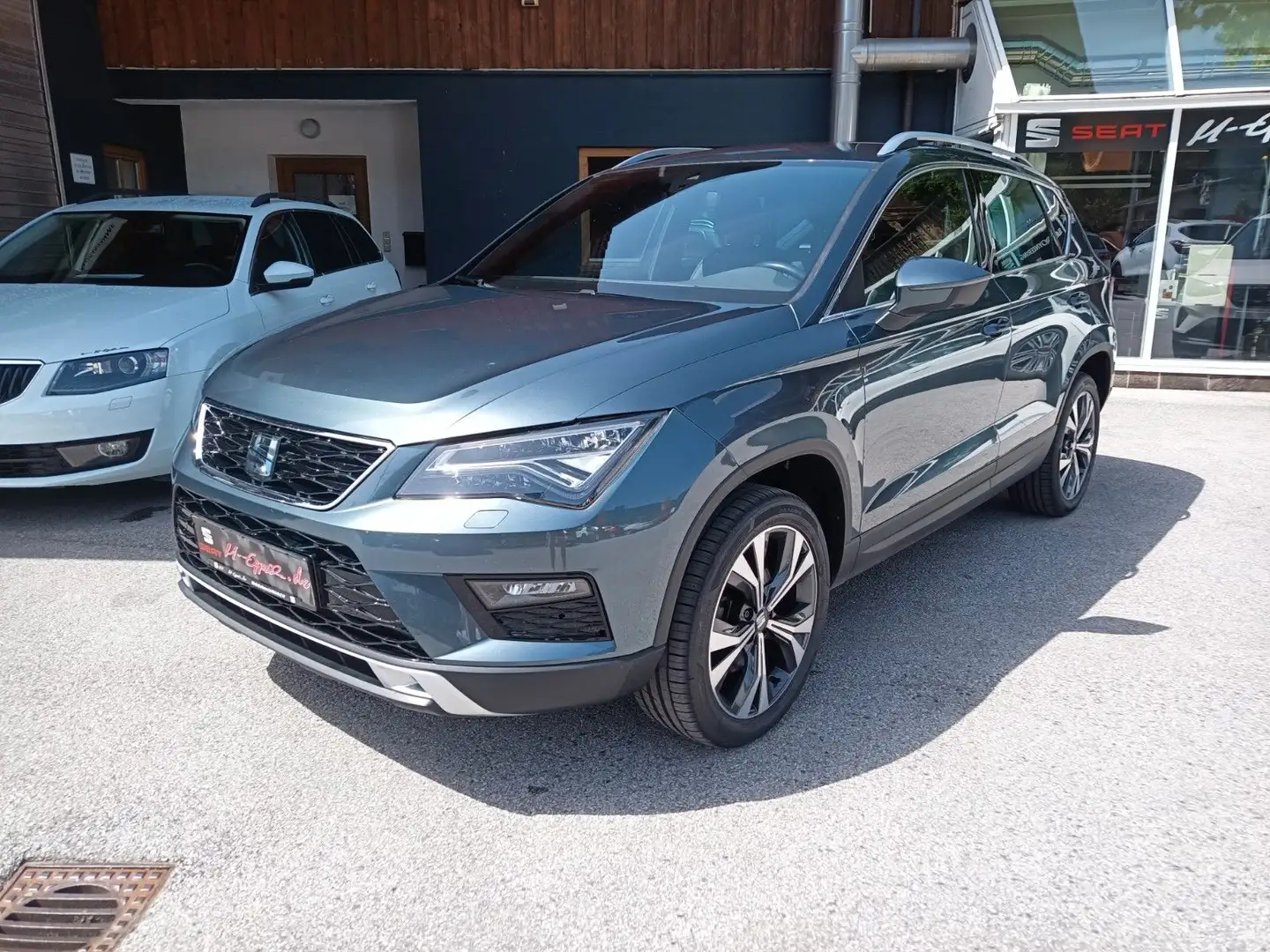 SEAT Ateca Xcellence AHK+Leder+Full link Grau - 1
