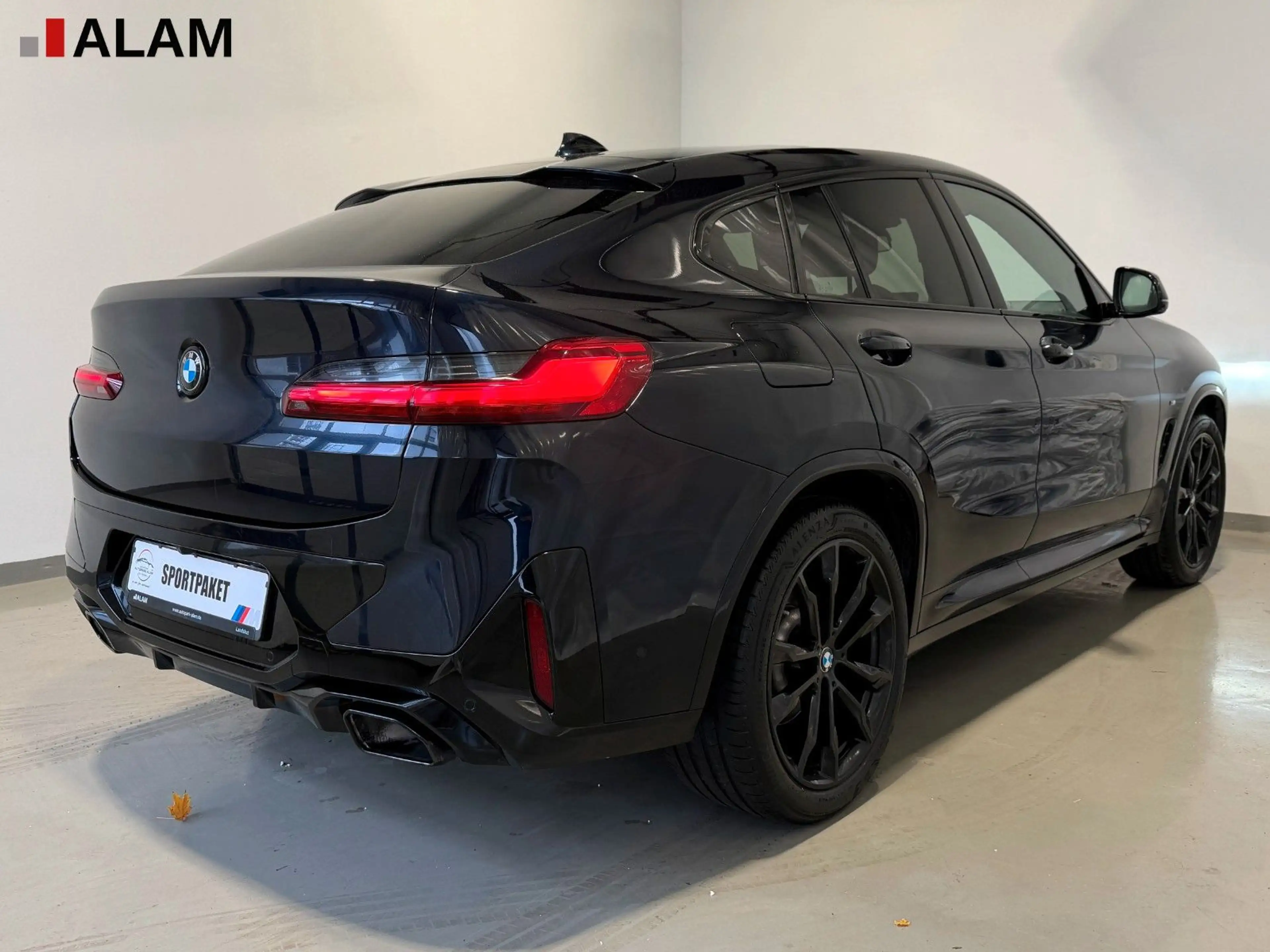 BMW X4 xDrive 30d M Sport ACC AHK H&K Laser Pano RFK — photo 4