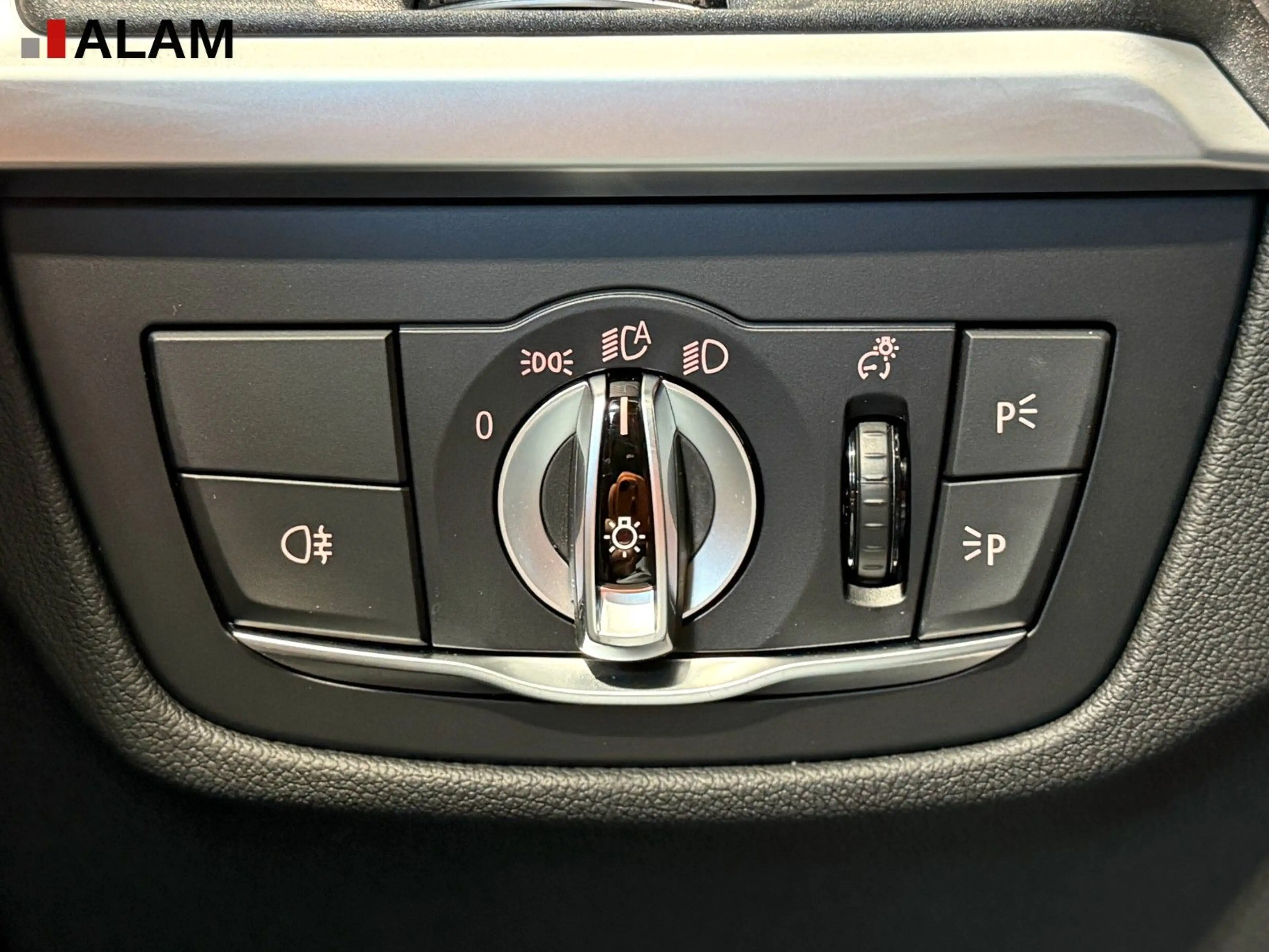BMW X4 xDrive 30d M Sport ACC AHK H&K Laser Pano RFK — photo 13
