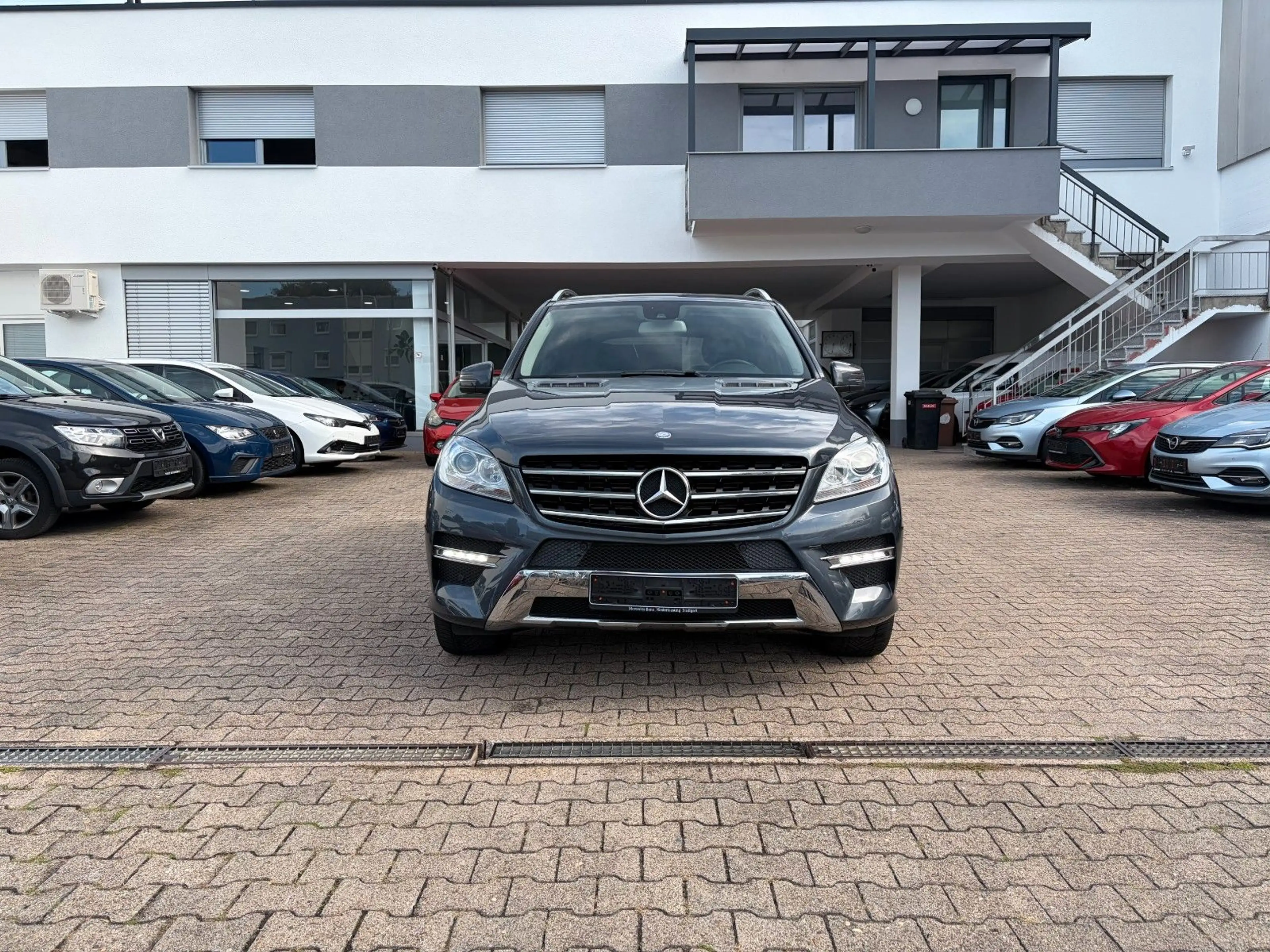 Mercedes-Benz ML 250 CDI BlueTec 4Matic*NAVI*PDC*SITZHEIZUNG* — photo 2