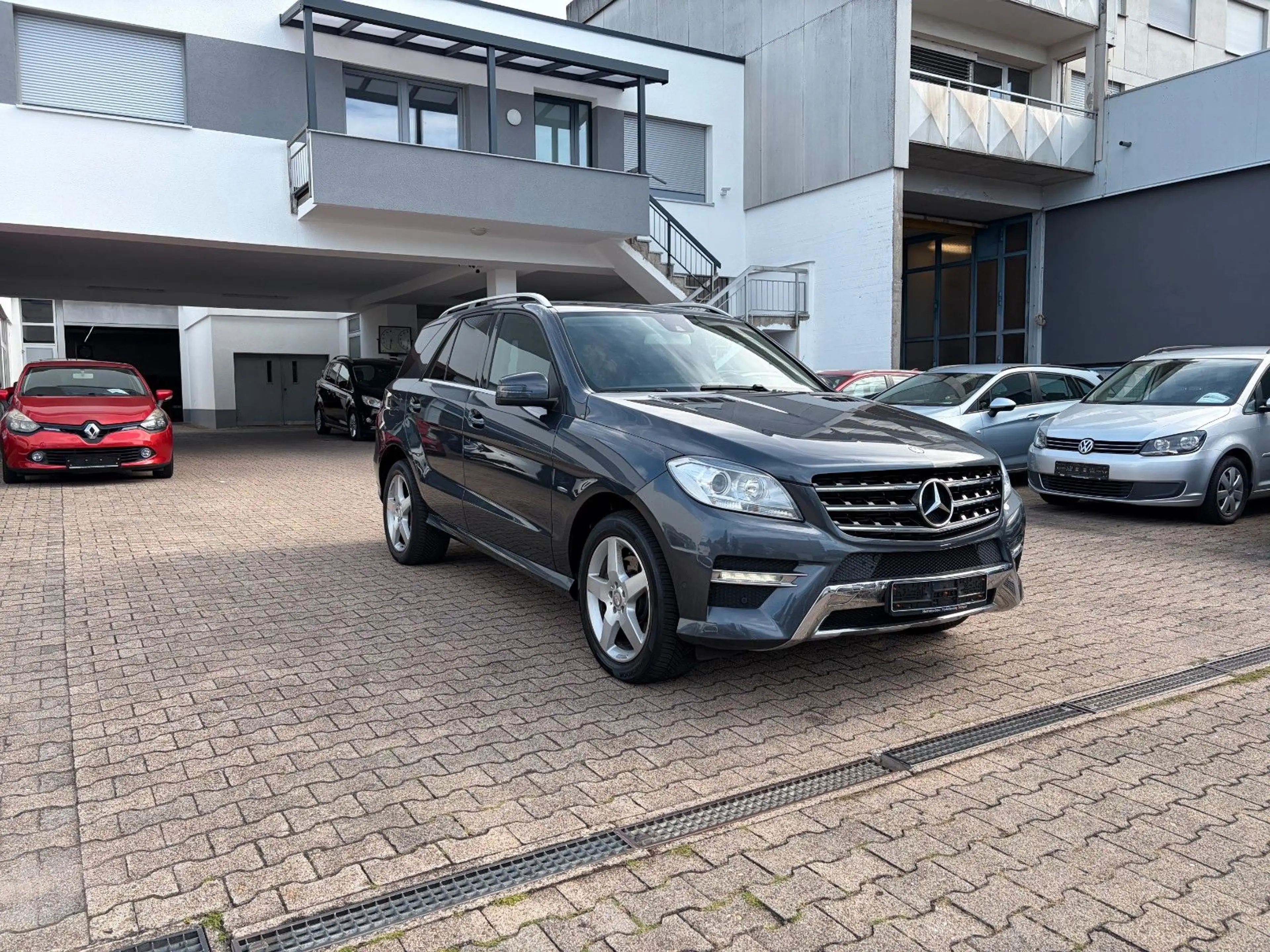 Mercedes-Benz ML 250 CDI BlueTec 4Matic*NAVI*PDC*SITZHEIZUNG* — photo 3