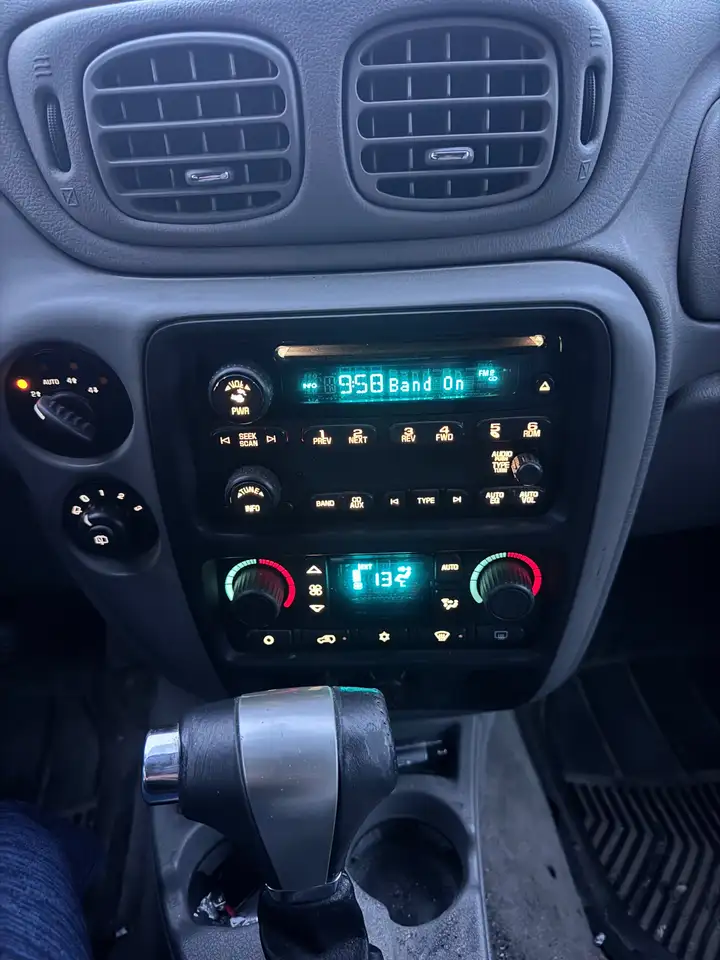 Chevrolet Trailblazer photo Chevrolet Trailblazer