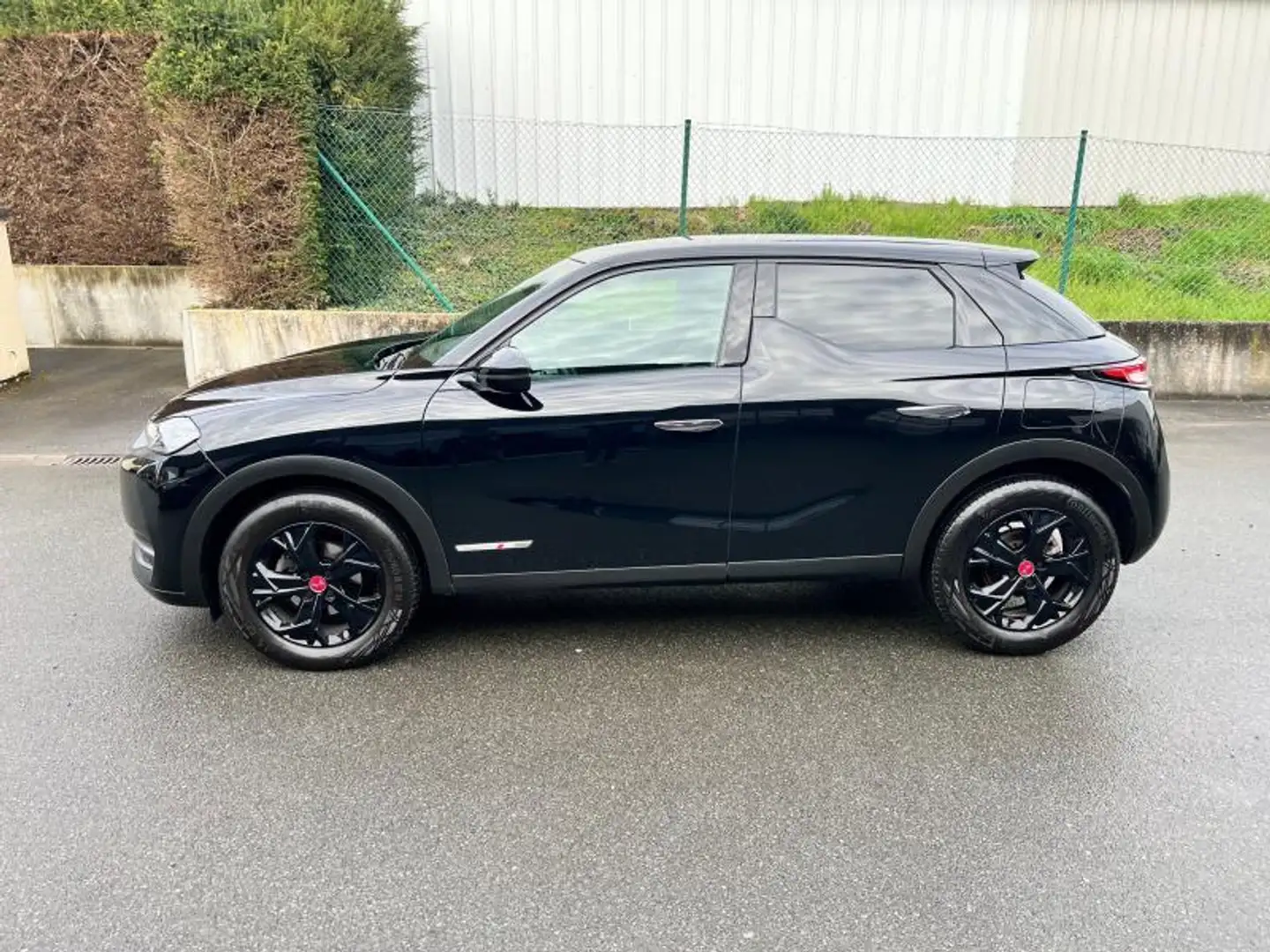 DS Automobiles DS 3 Crossback PERF. LINE ES 130 AUTO Fekete - 2